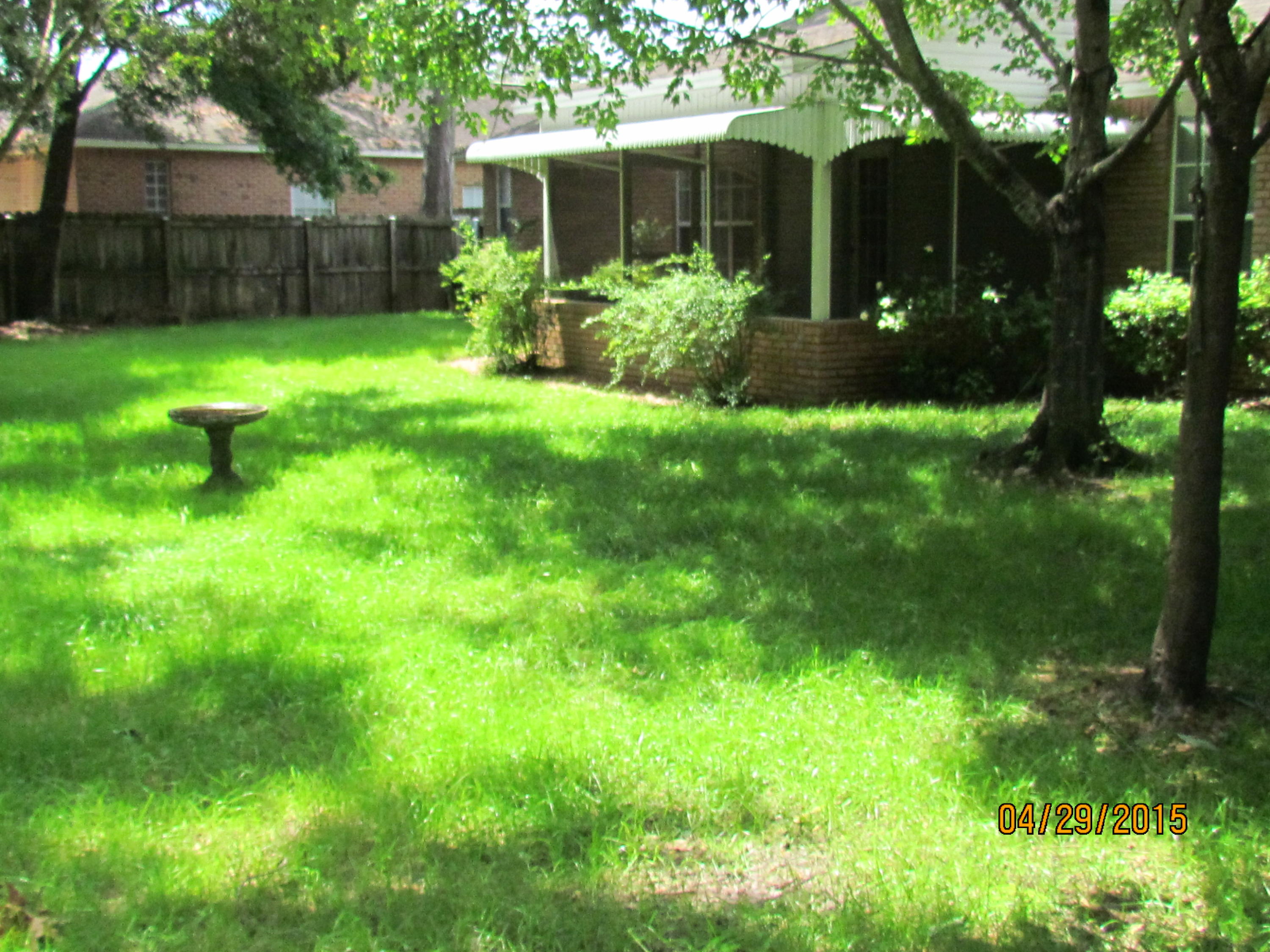 PARKWOOD SQUARE PH 1 - Residential Lease