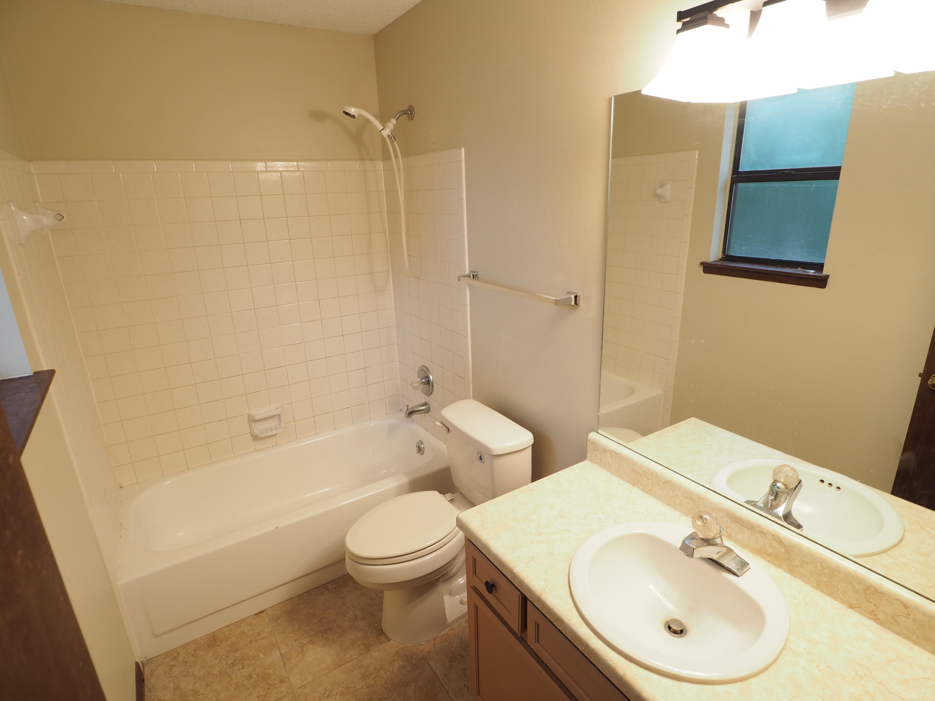 Valparaiso Pinecrest #5 - Residential