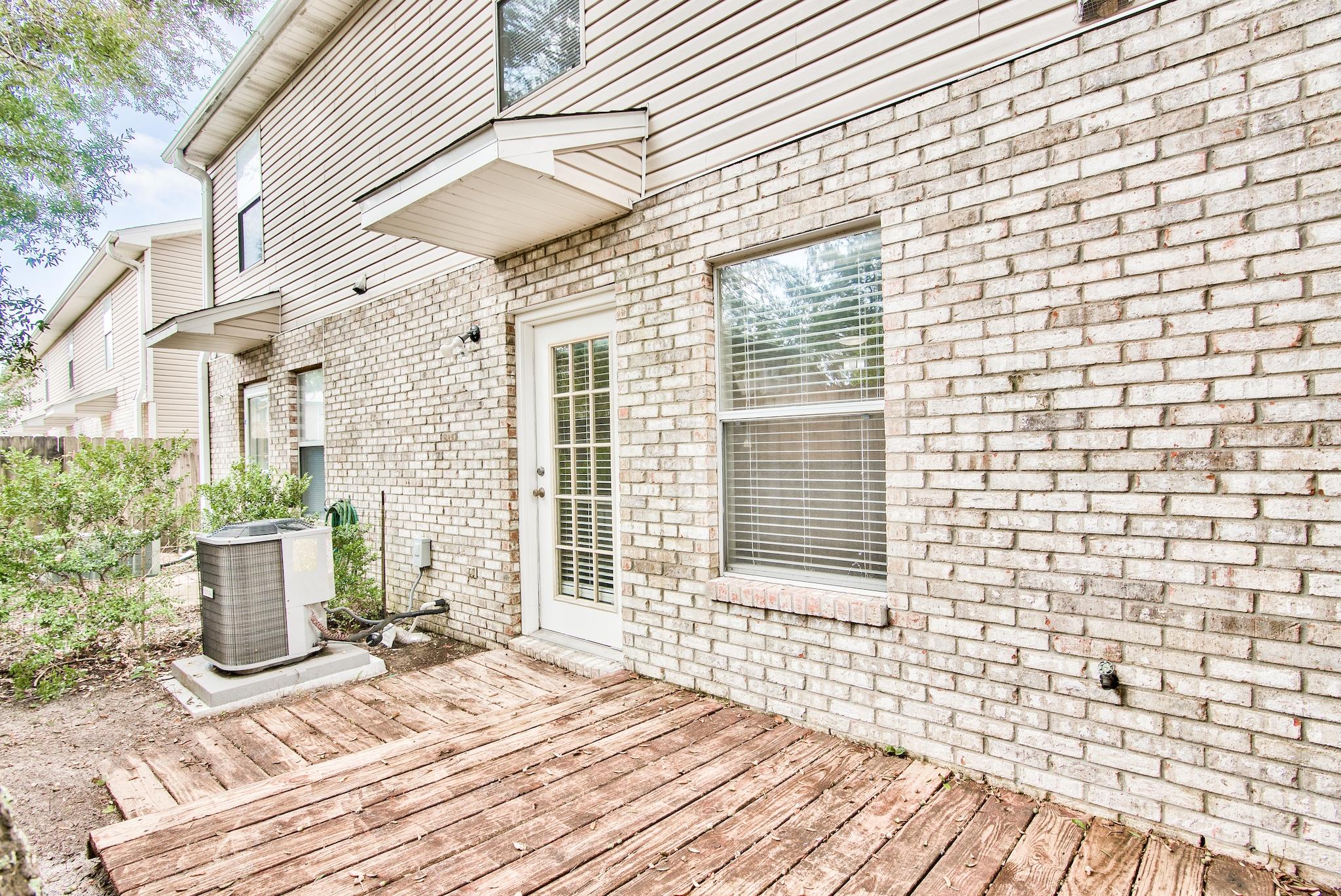KEYSTONE T/H LOT 20 BLK A - Residential