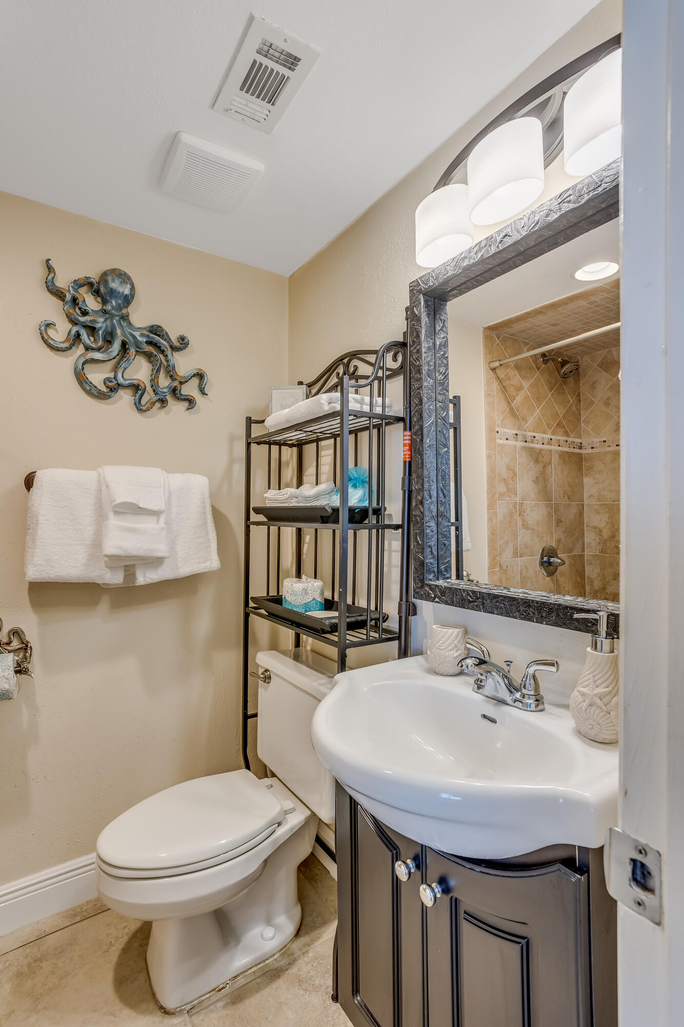 TROPICAL ISLE CONDO - Residential