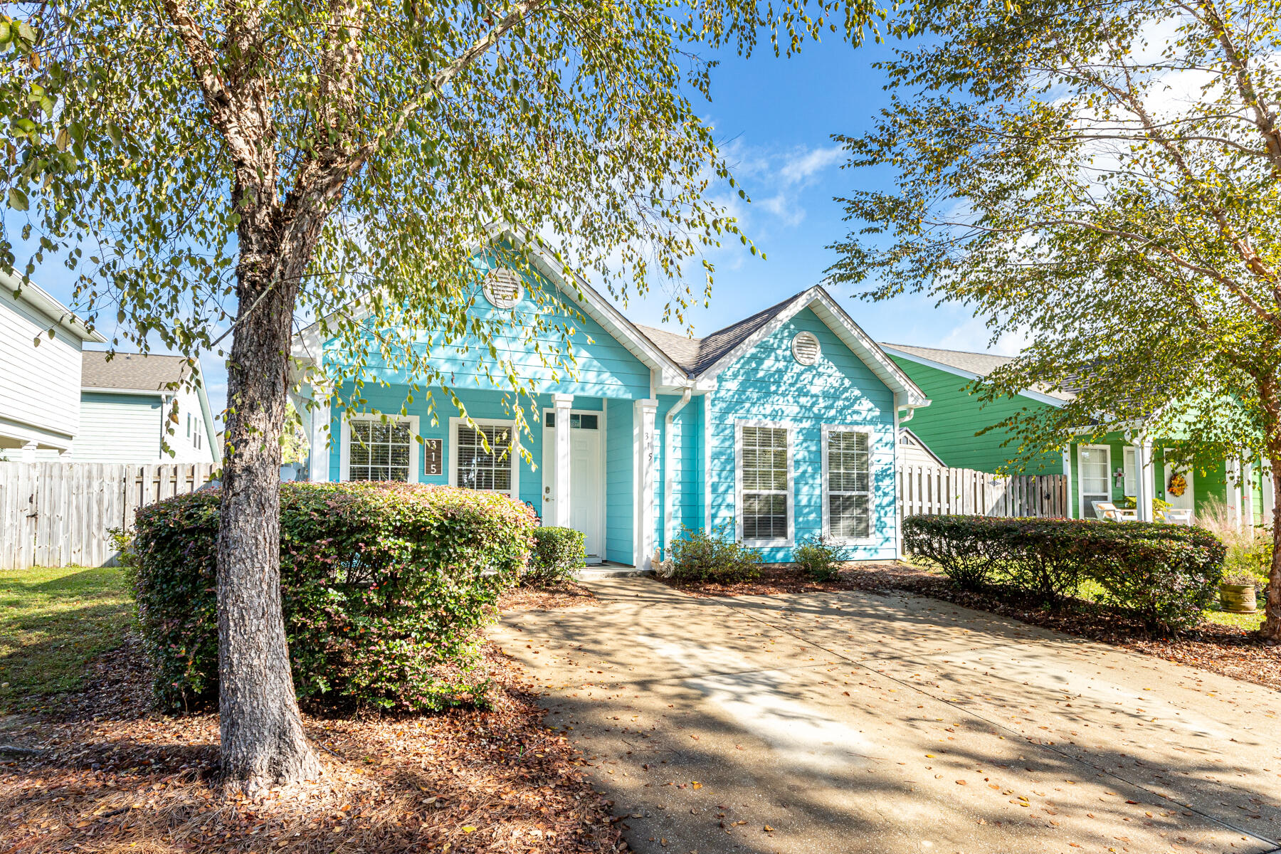 WATER OAKS - Residential