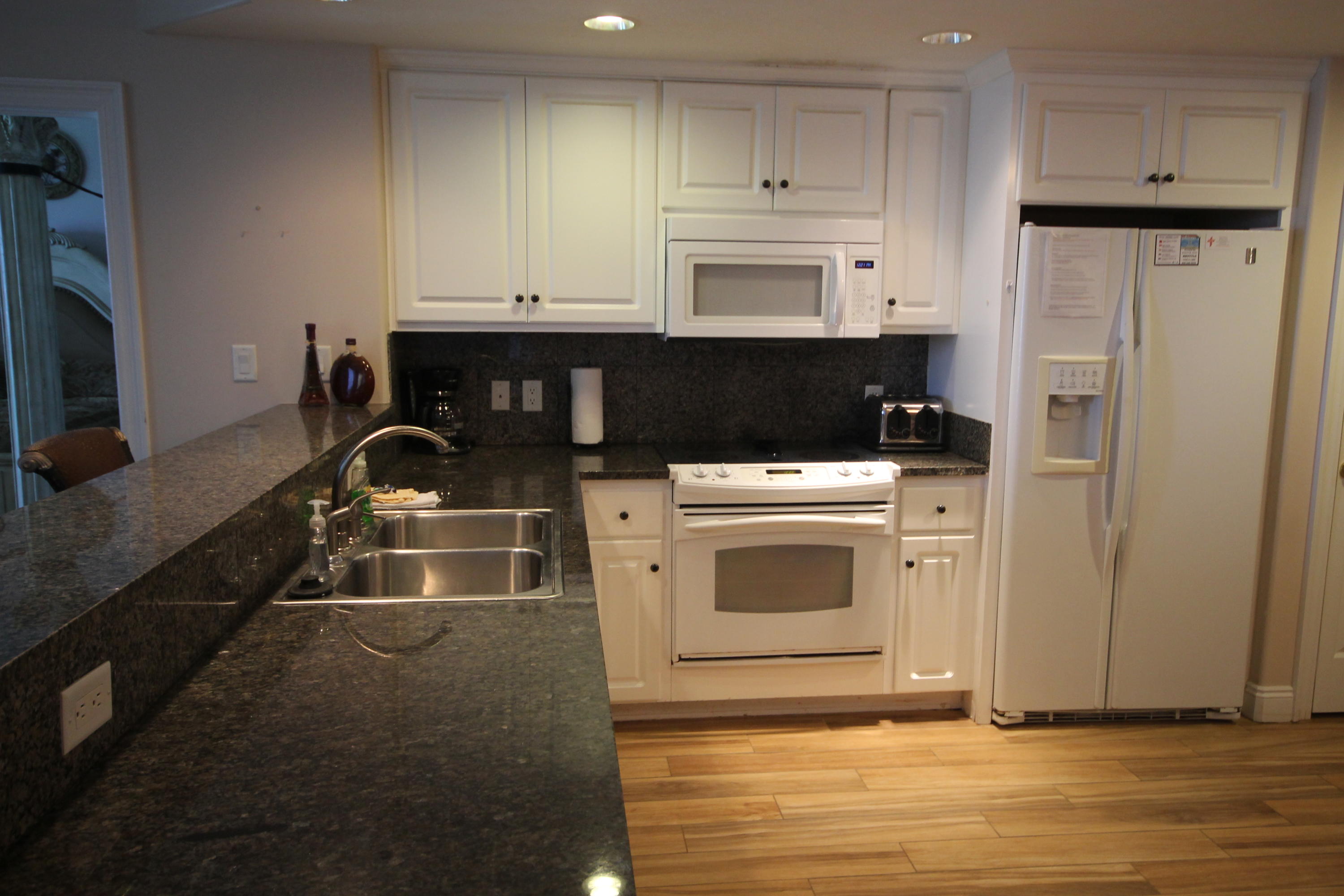 TREASURE ISLAND - Residential