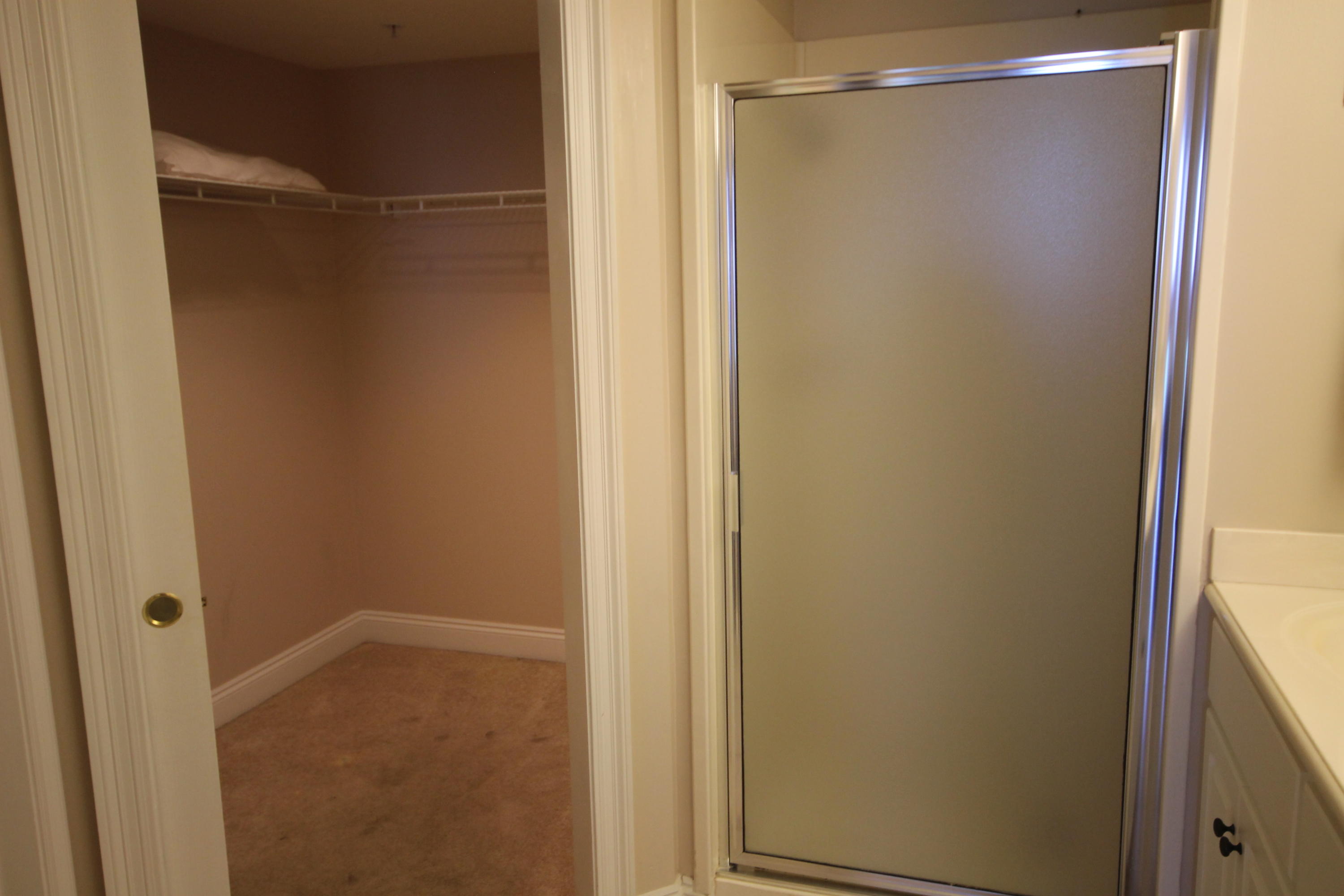 TREASURE ISLAND - Residential