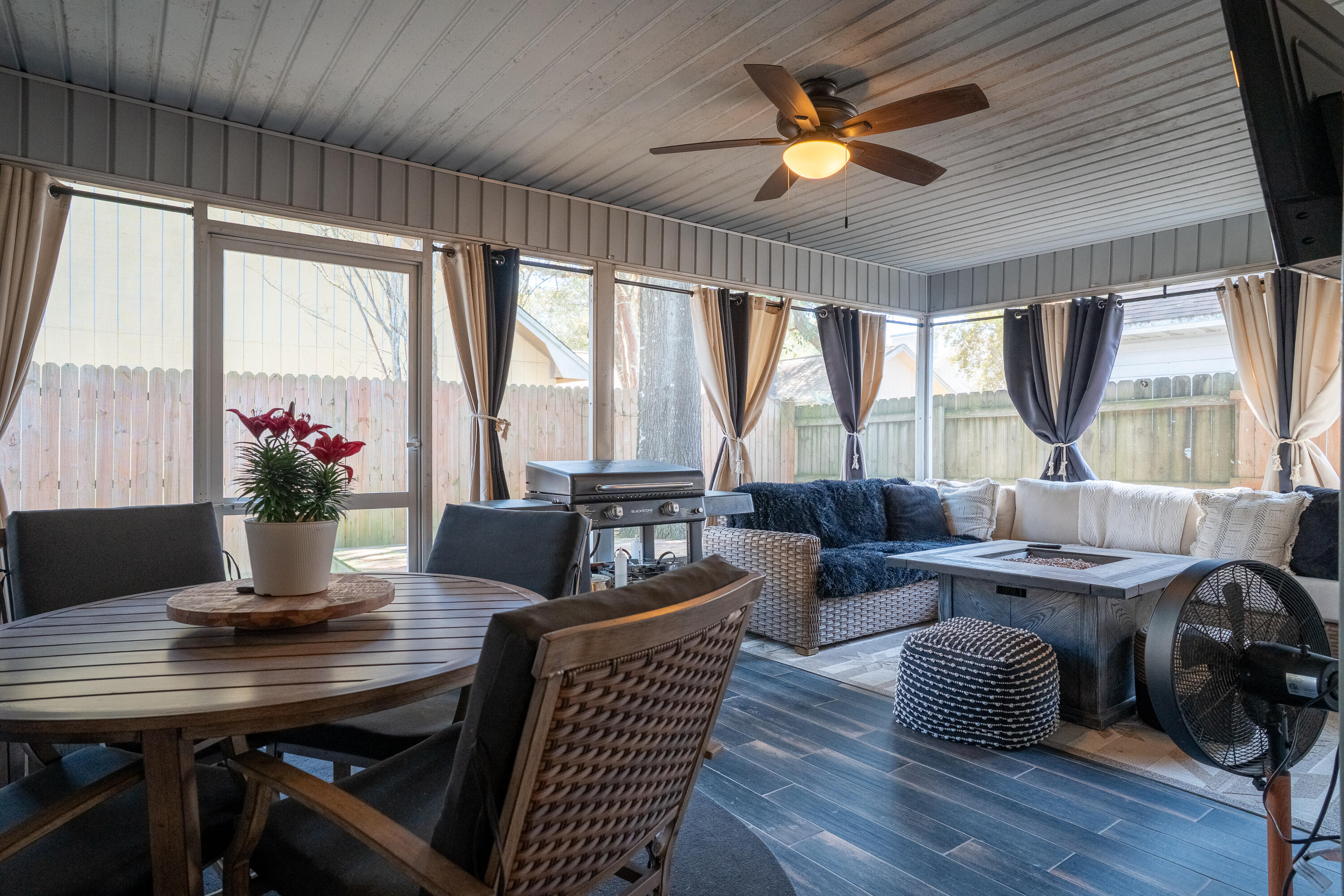 INDIGO VILLAGE - Residential Lease