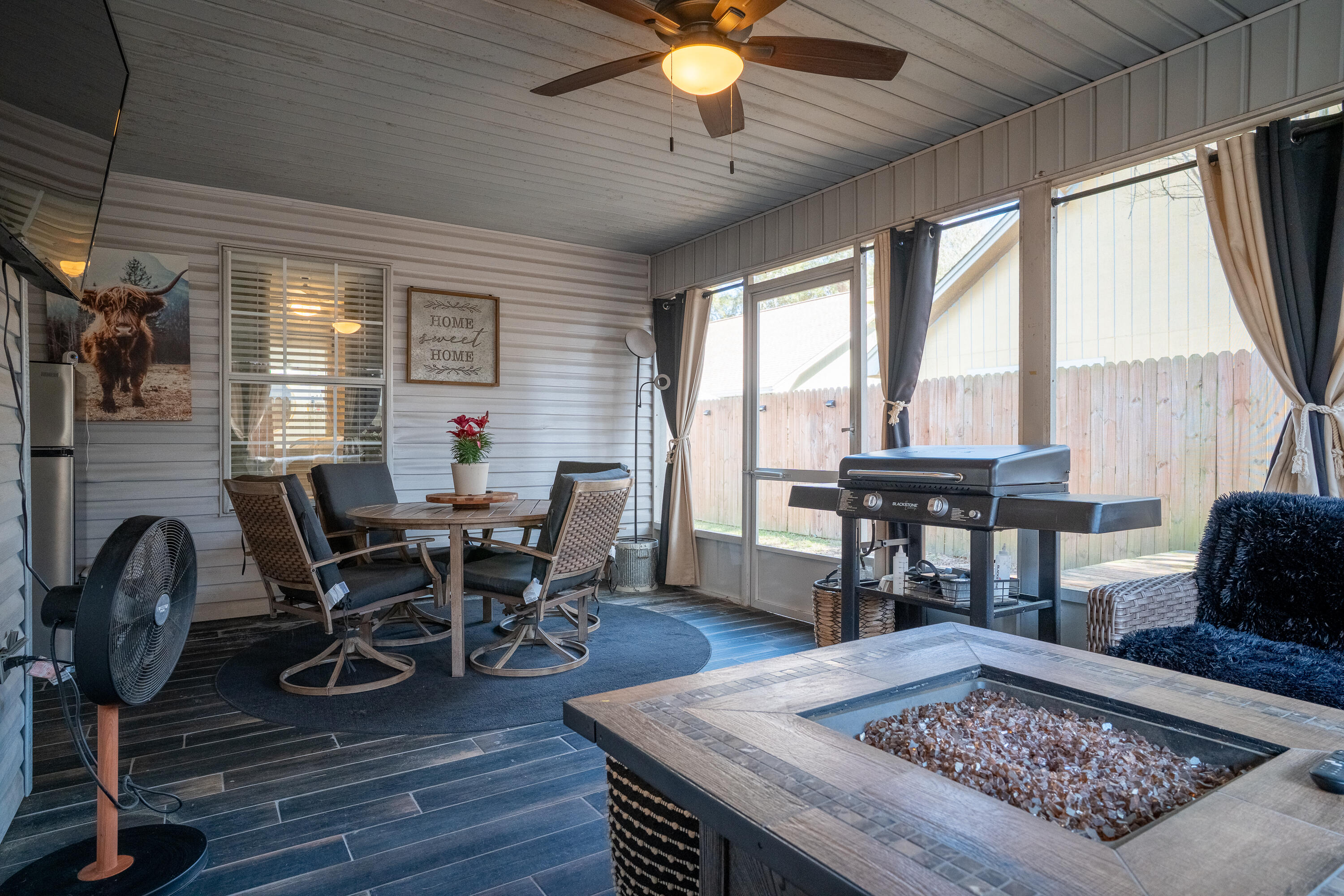 INDIGO VILLAGE - Residential Lease