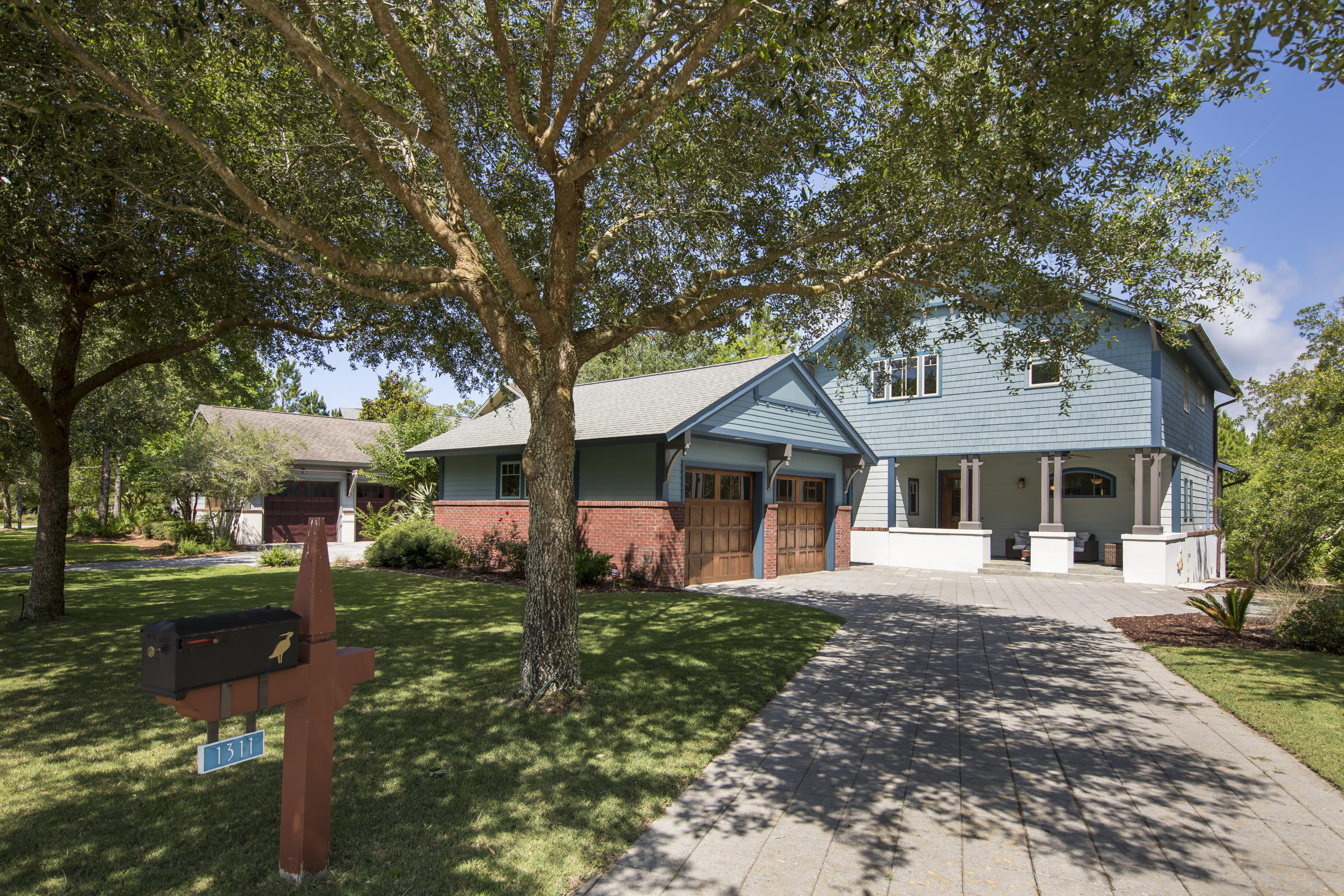 WILD HERON - Residential