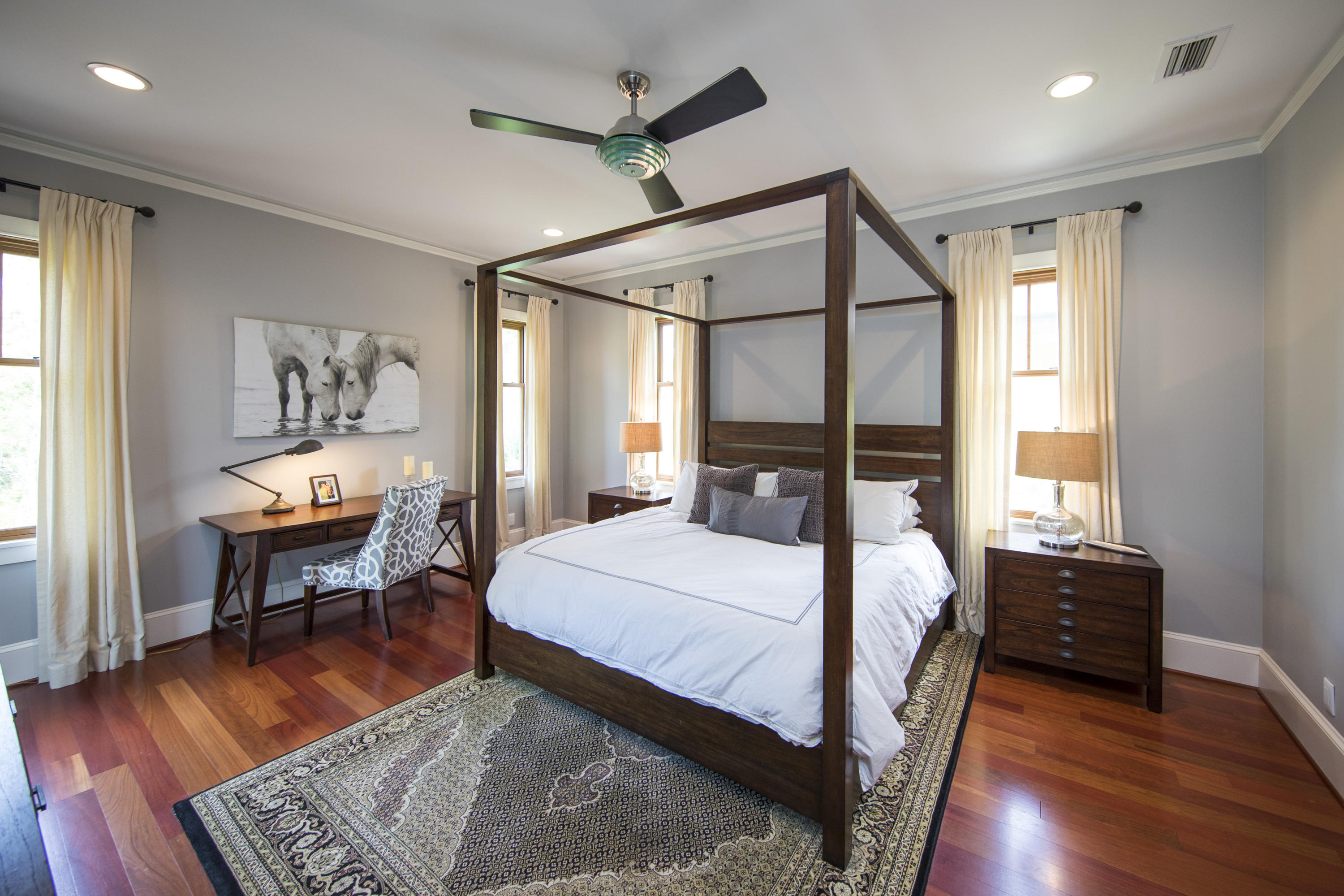 WILD HERON - Residential