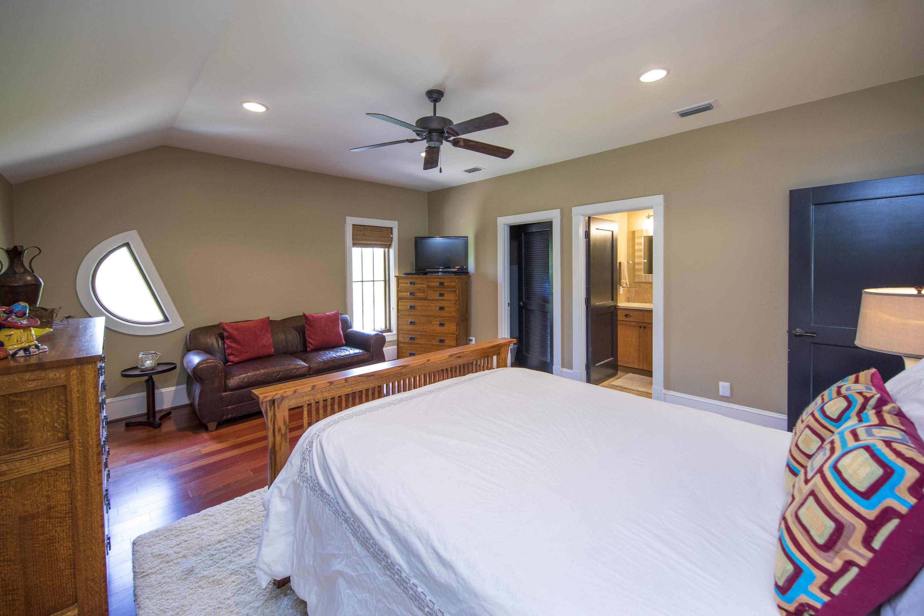 WILD HERON - Residential