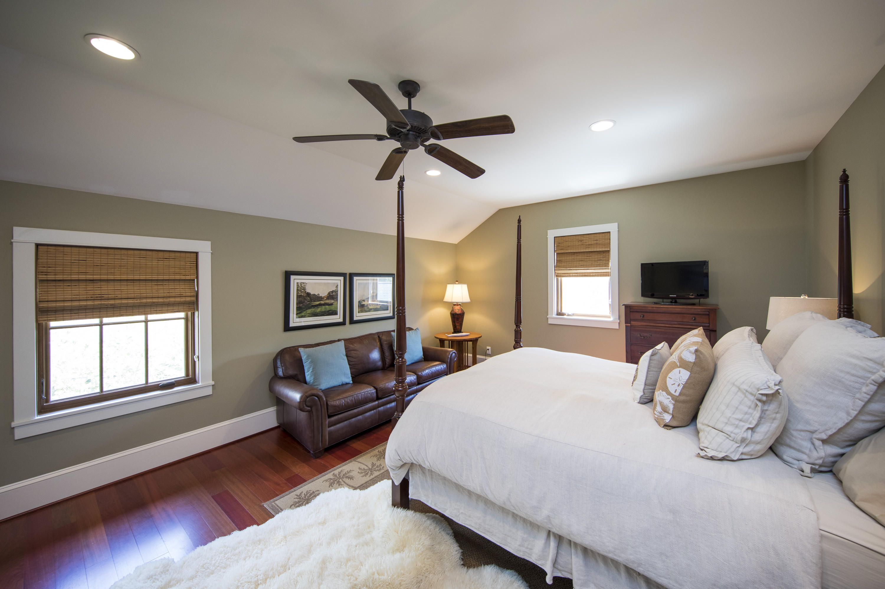 WILD HERON - Residential