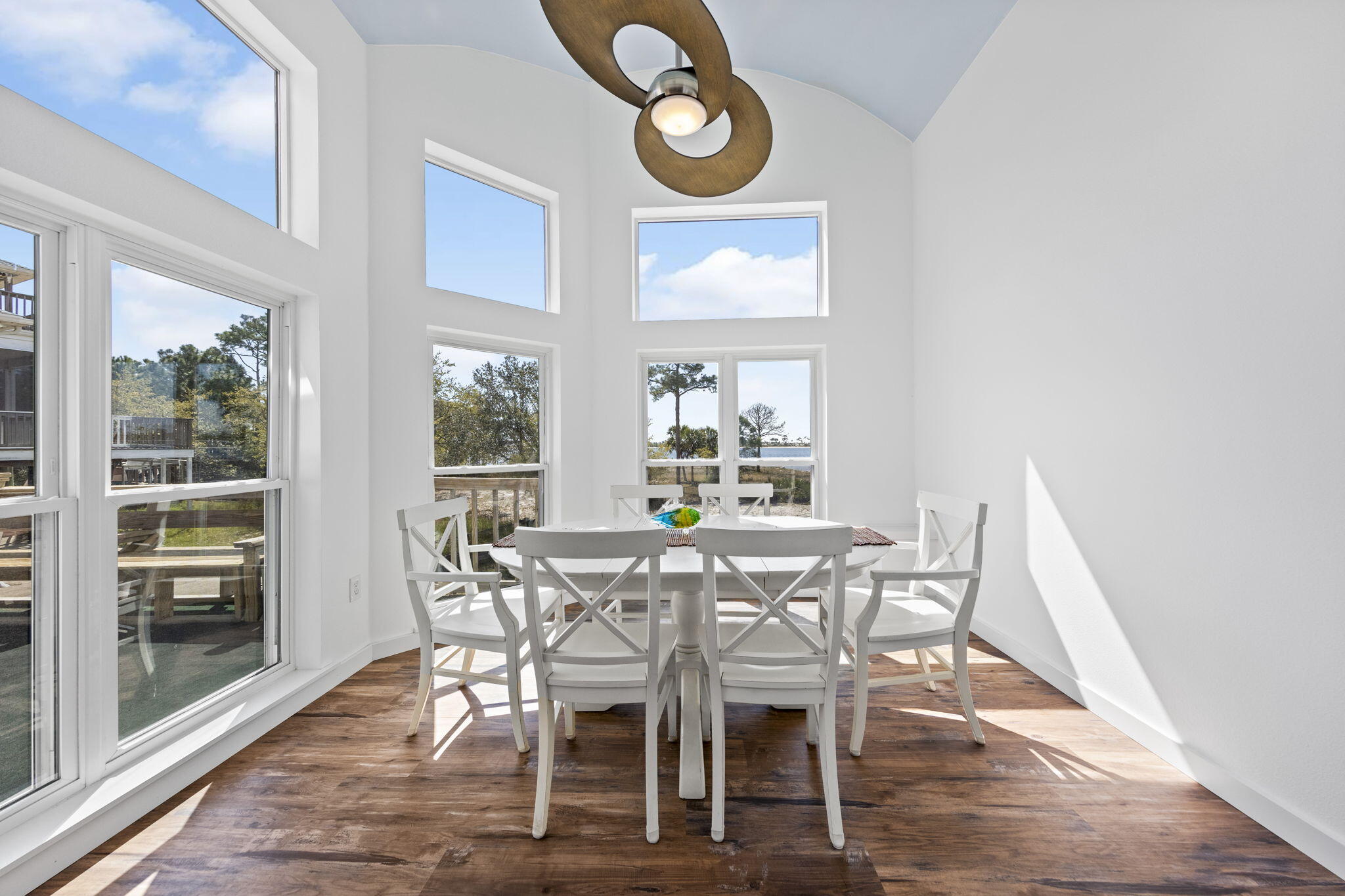 PARISH POINT - Residential