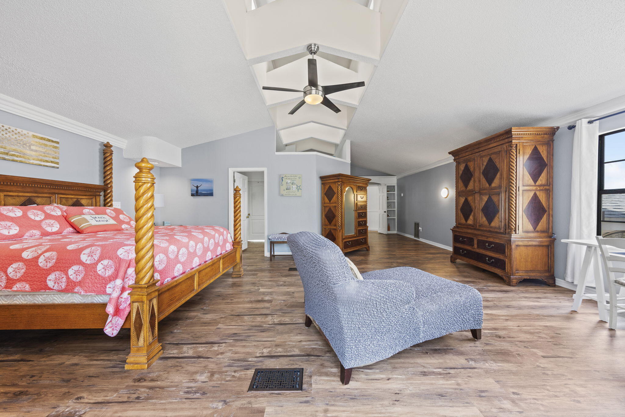 PARISH POINT - Residential