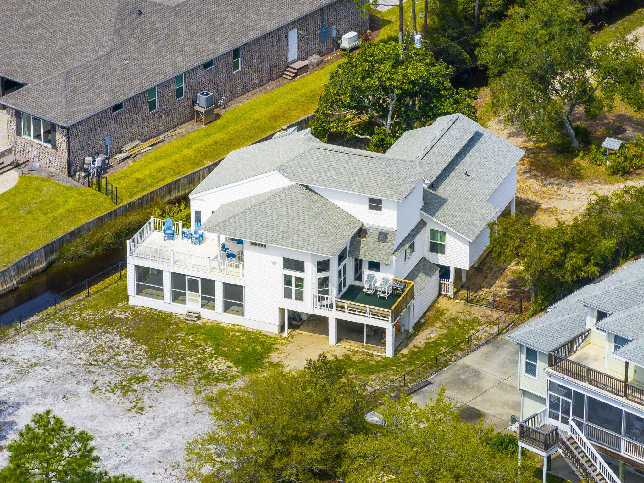 PARISH POINT - Residential