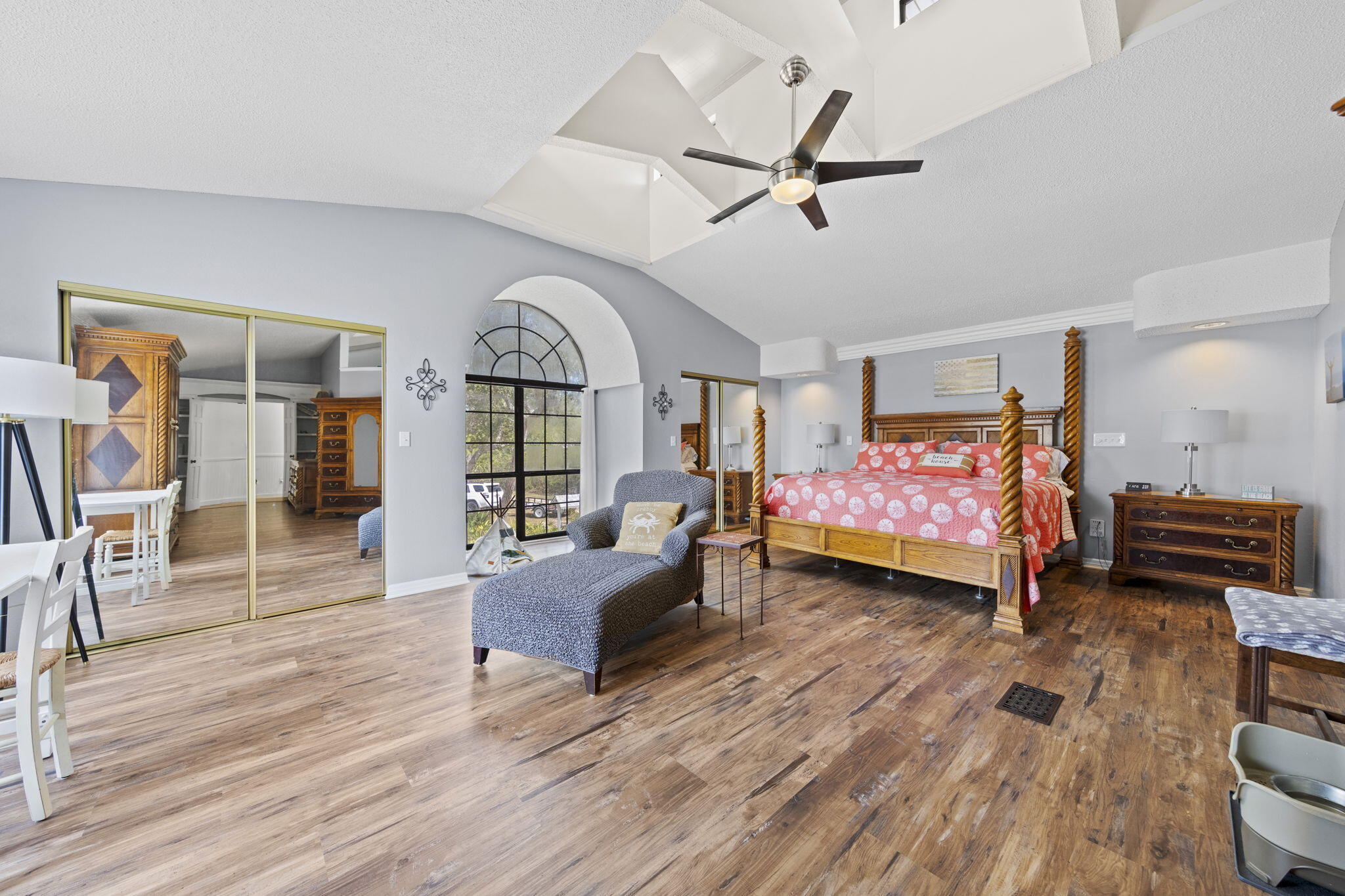 PARISH POINT - Residential