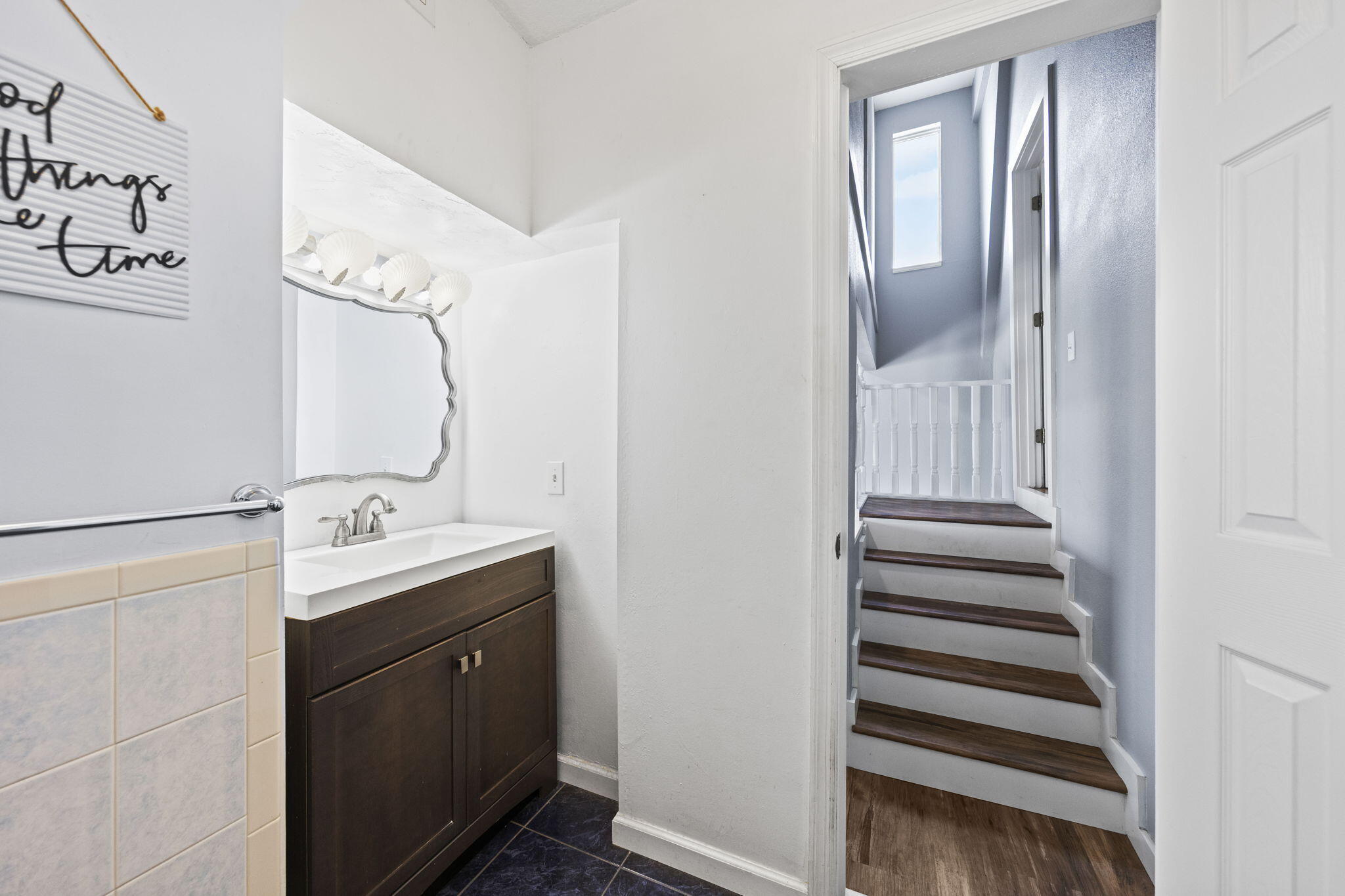 PARISH POINT - Residential