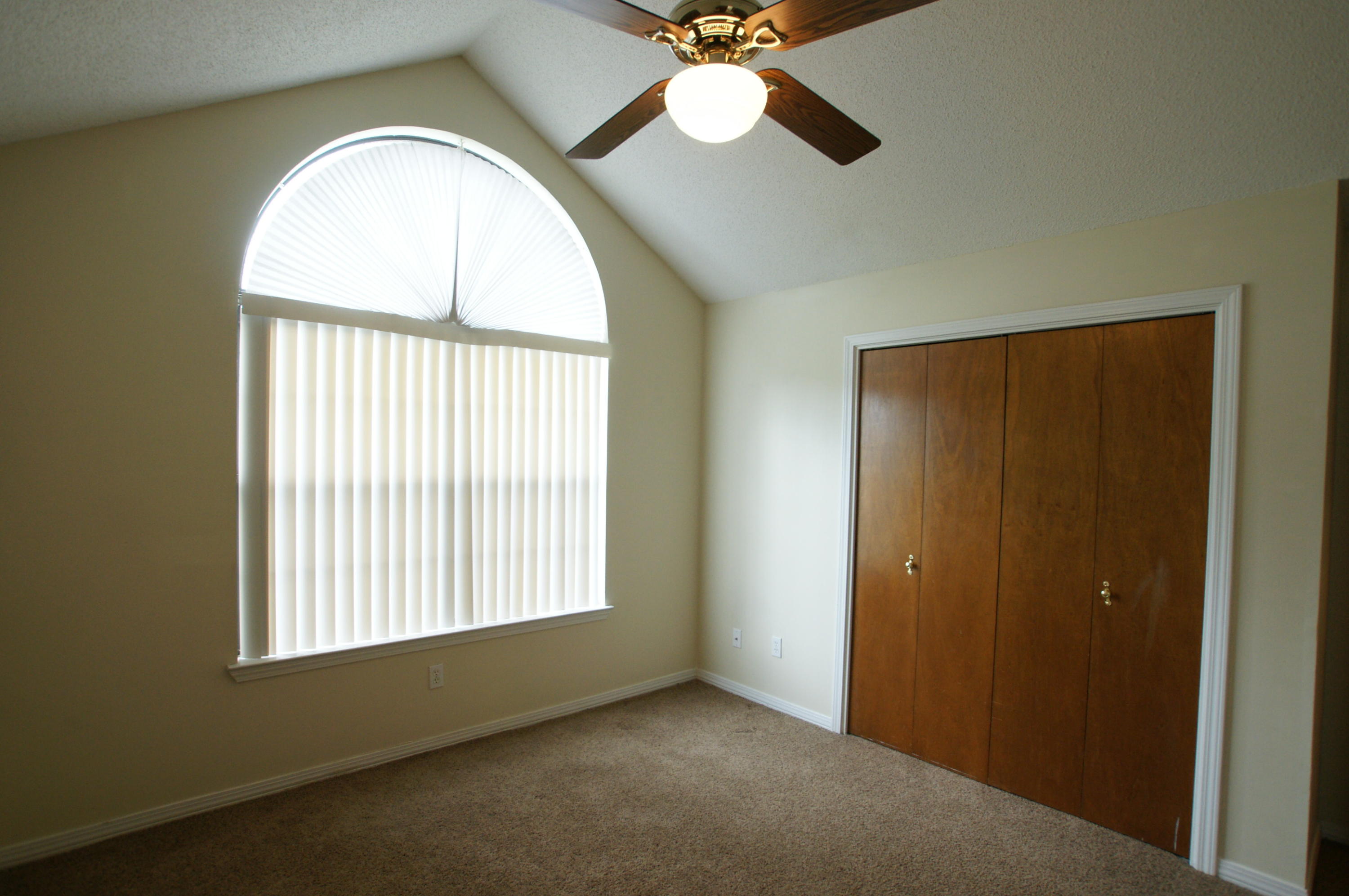 SUMMER HILLS LOT 1 - Residential