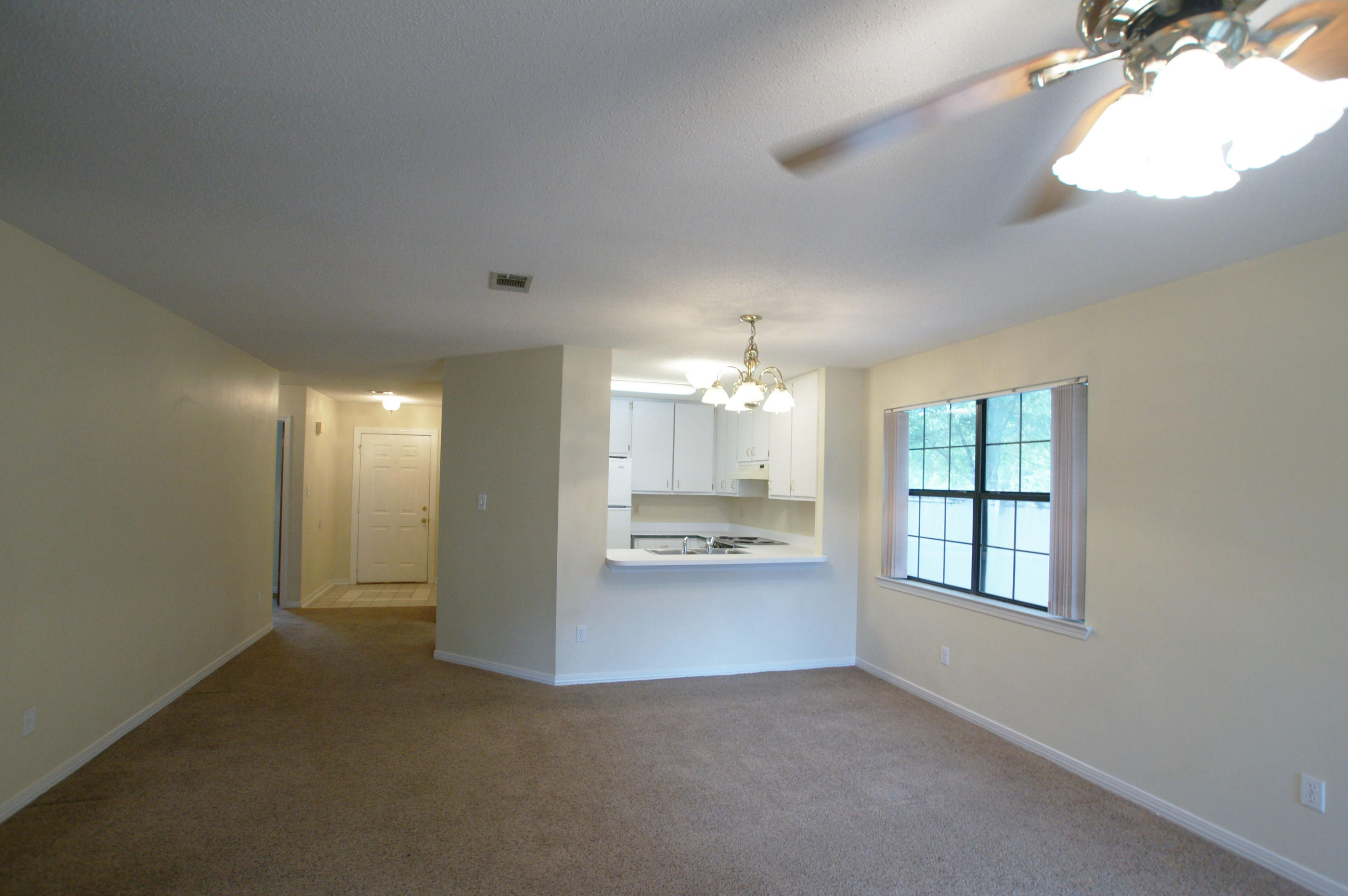 SUMMER HILLS LOT 1 - Residential