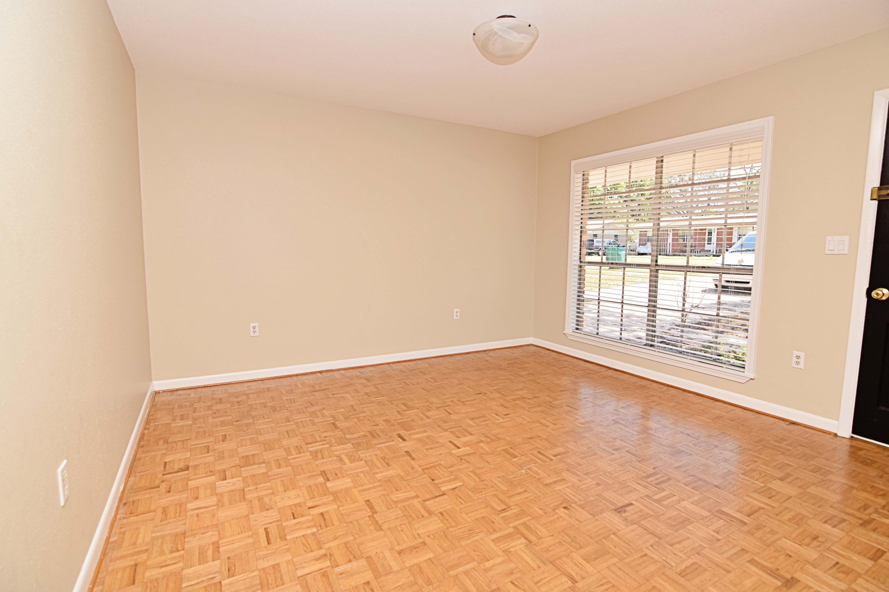 PINECREST HILLS - Residential Lease