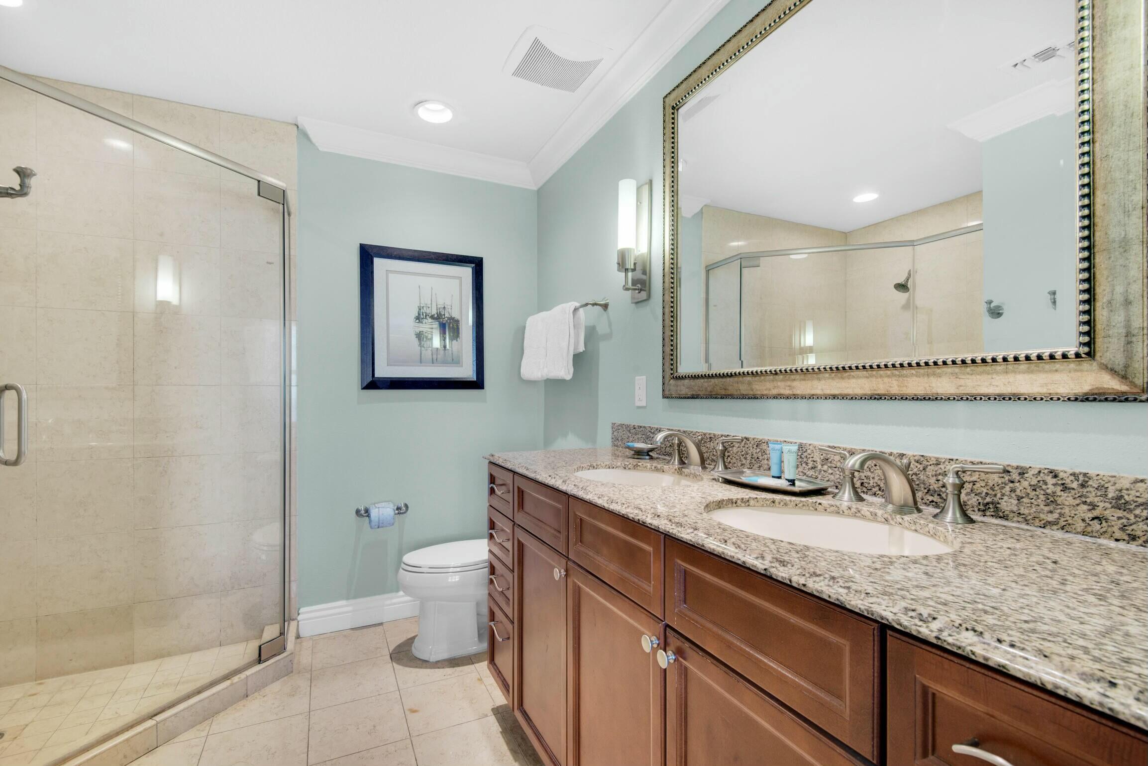 EMERALD GRANDE - Residential