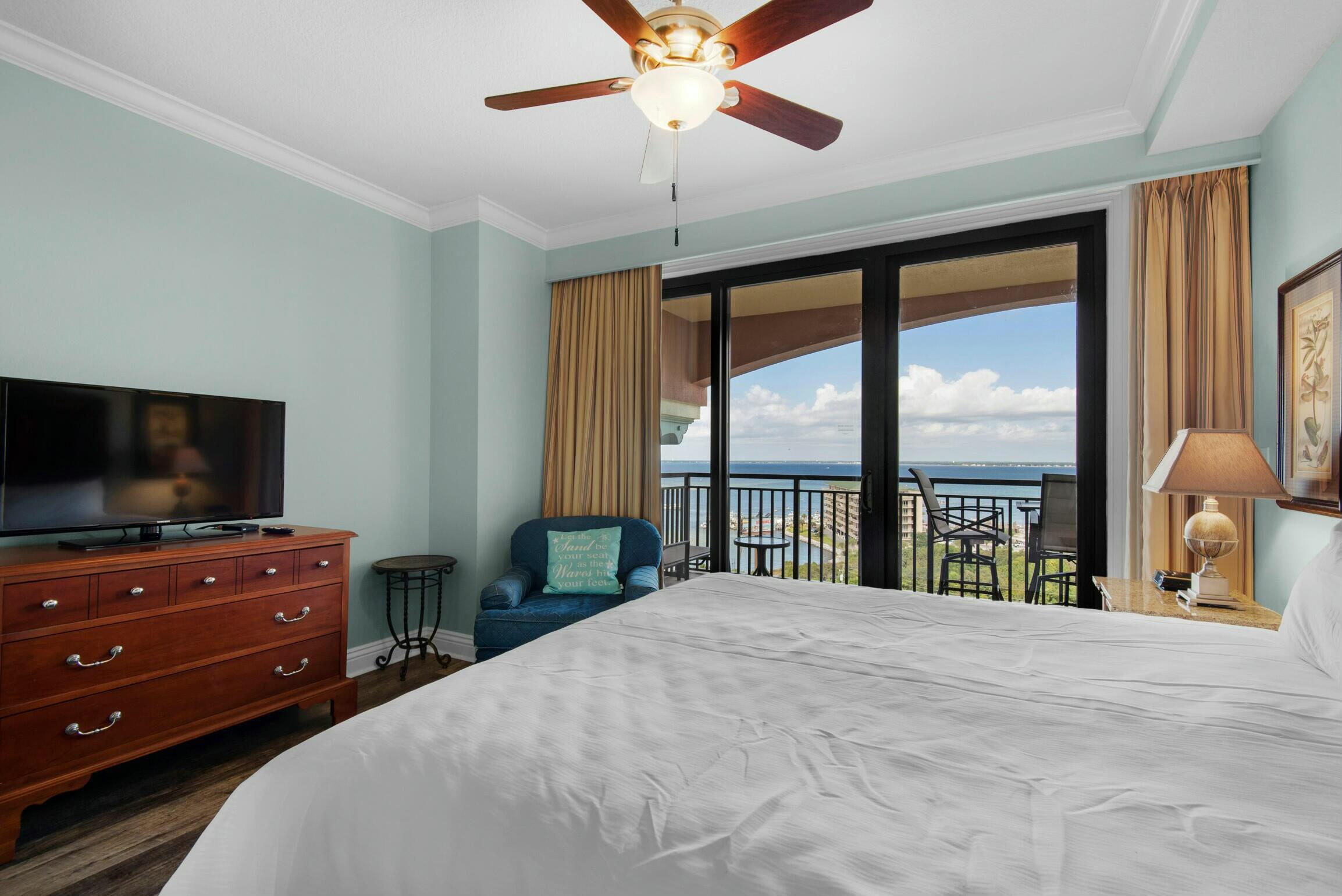 EMERALD GRANDE - Residential