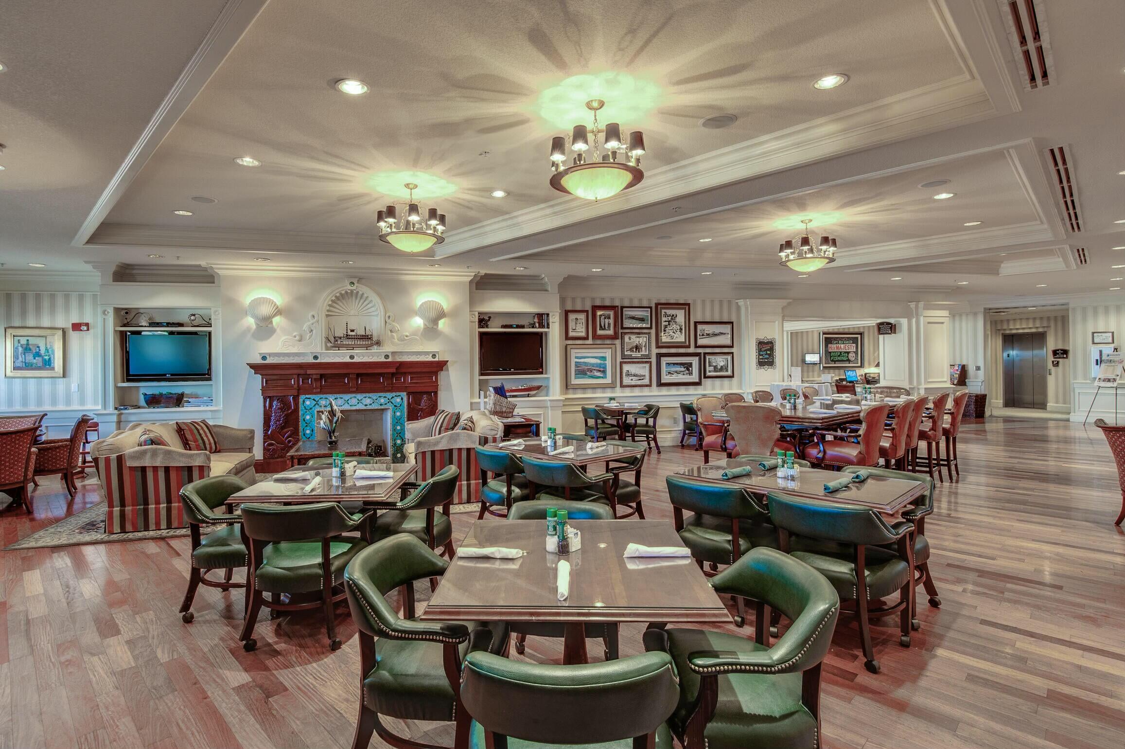 EMERALD GRANDE - Residential