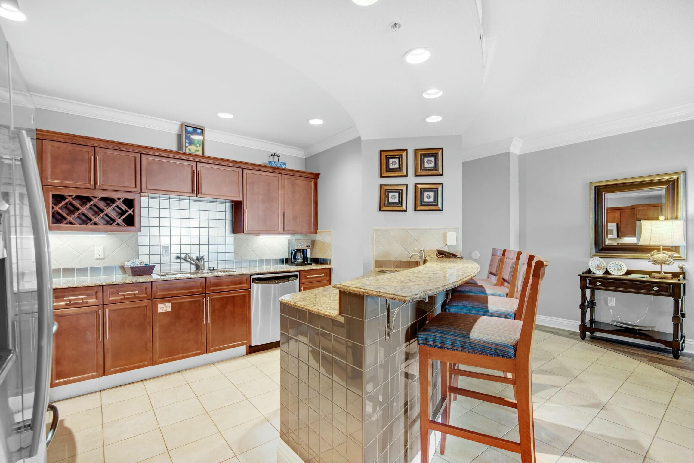 EMERALD GRANDE - Residential
