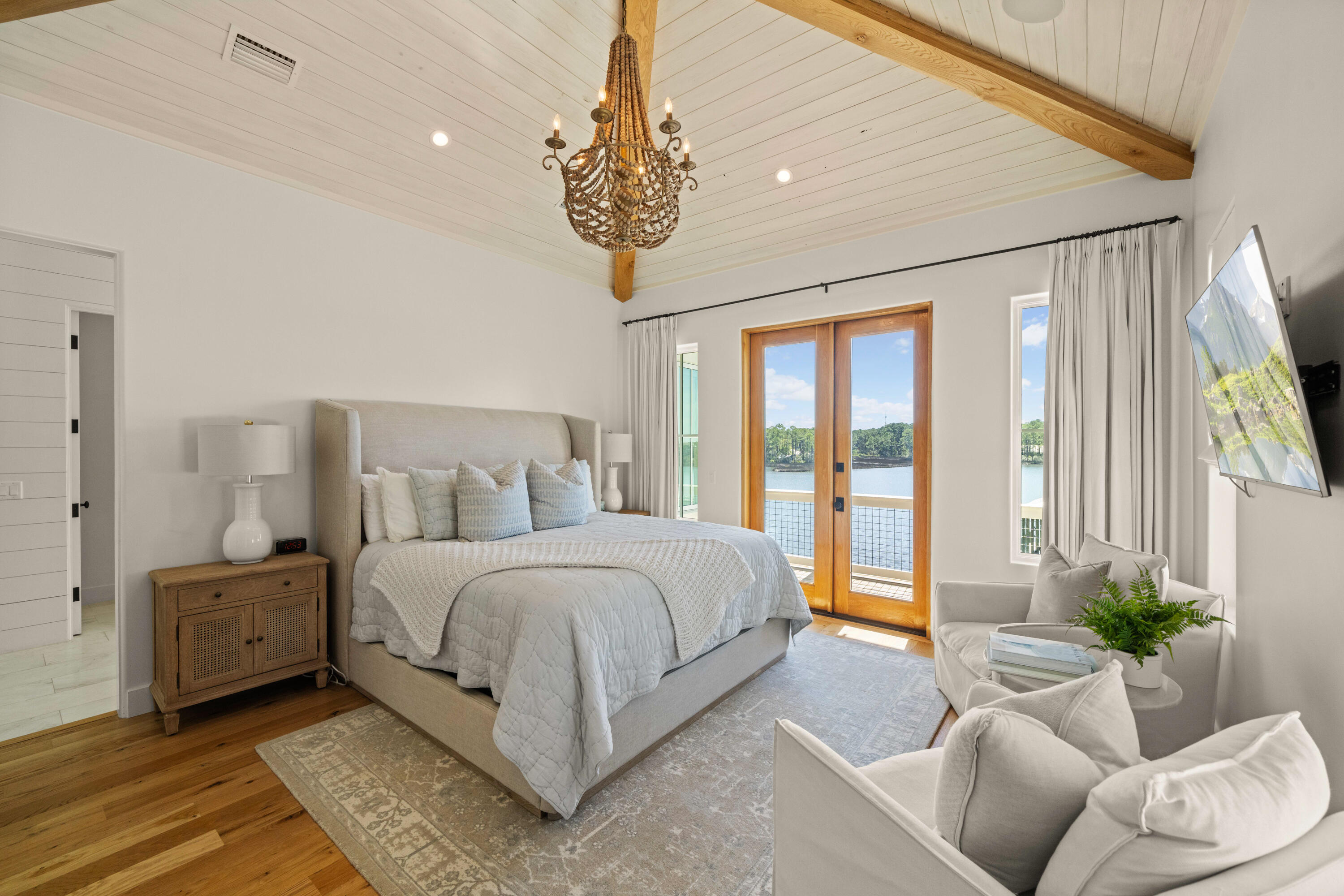 CESSNA LANDING - Residential
