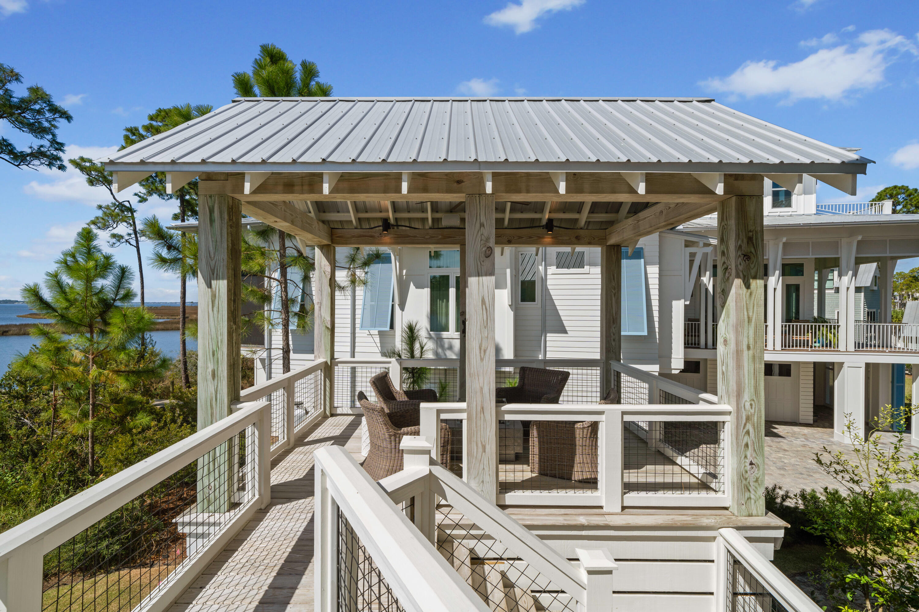 CESSNA LANDING - Residential