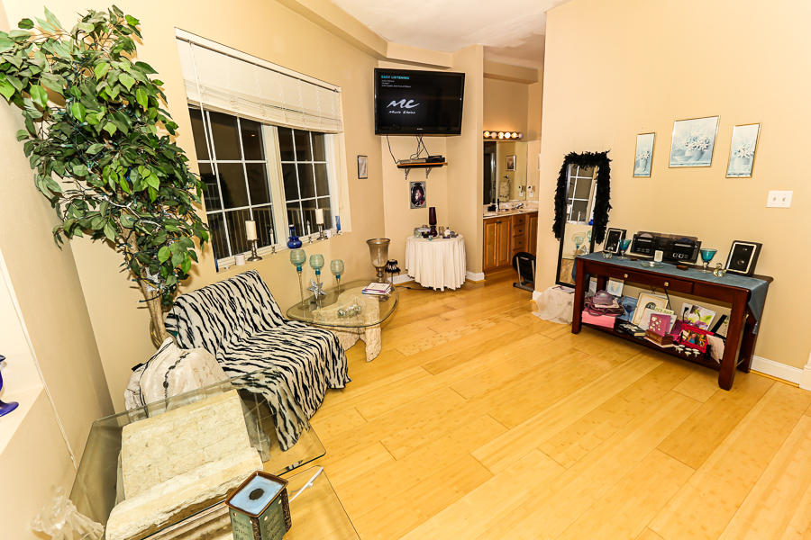 PLAZA THE - Residential