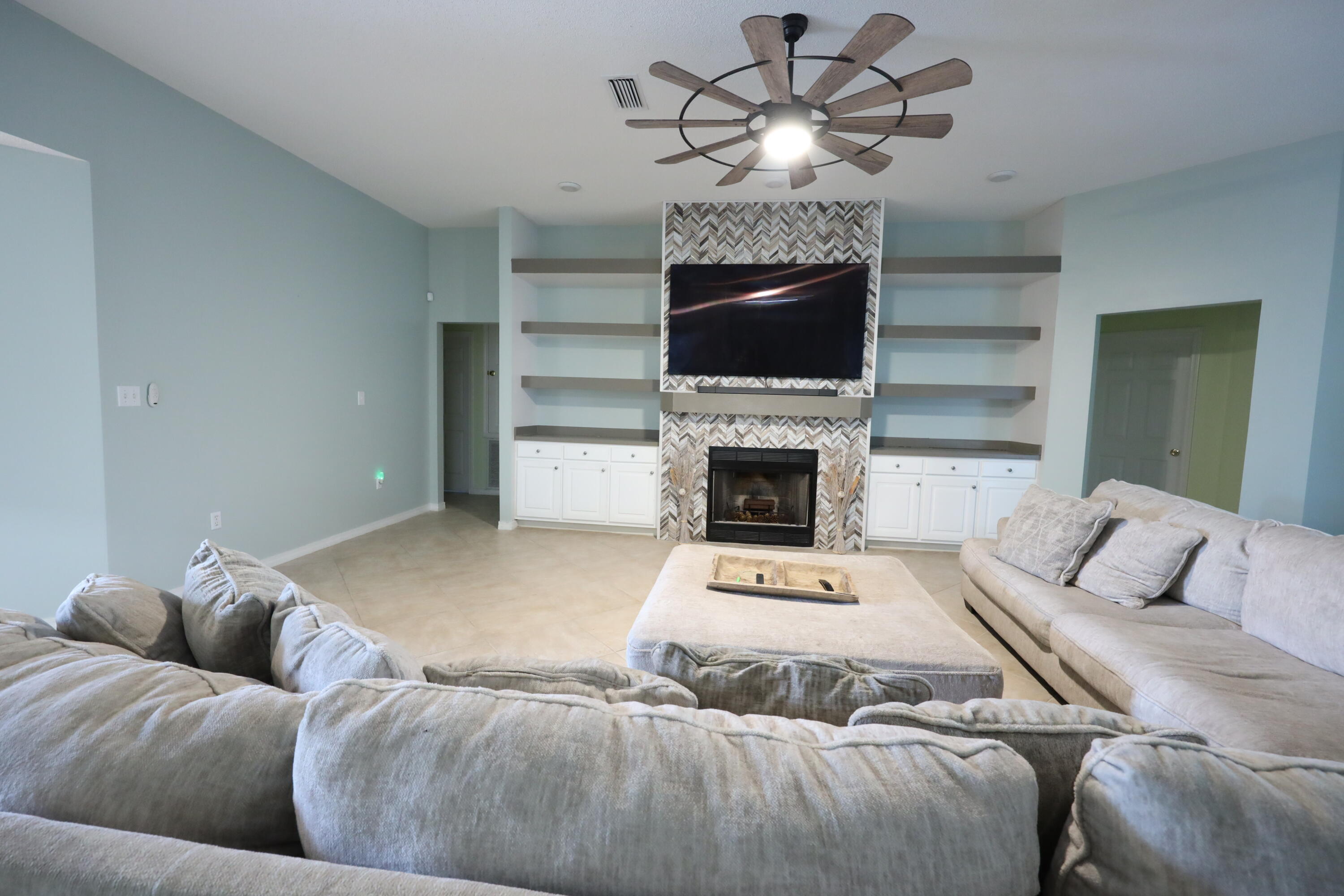 HOLLEY BY THE SEA - Residential