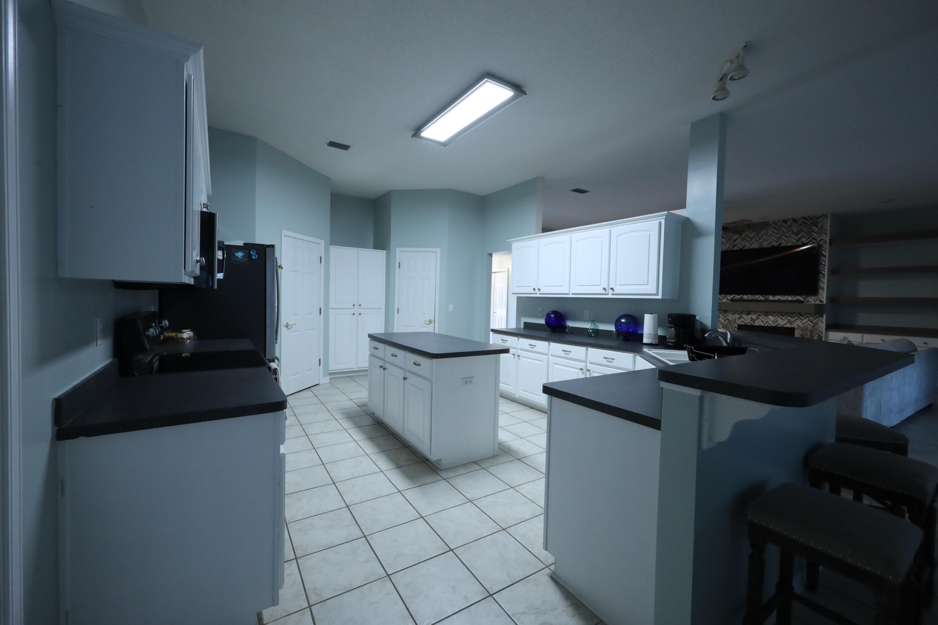 HOLLEY BY THE SEA - Residential