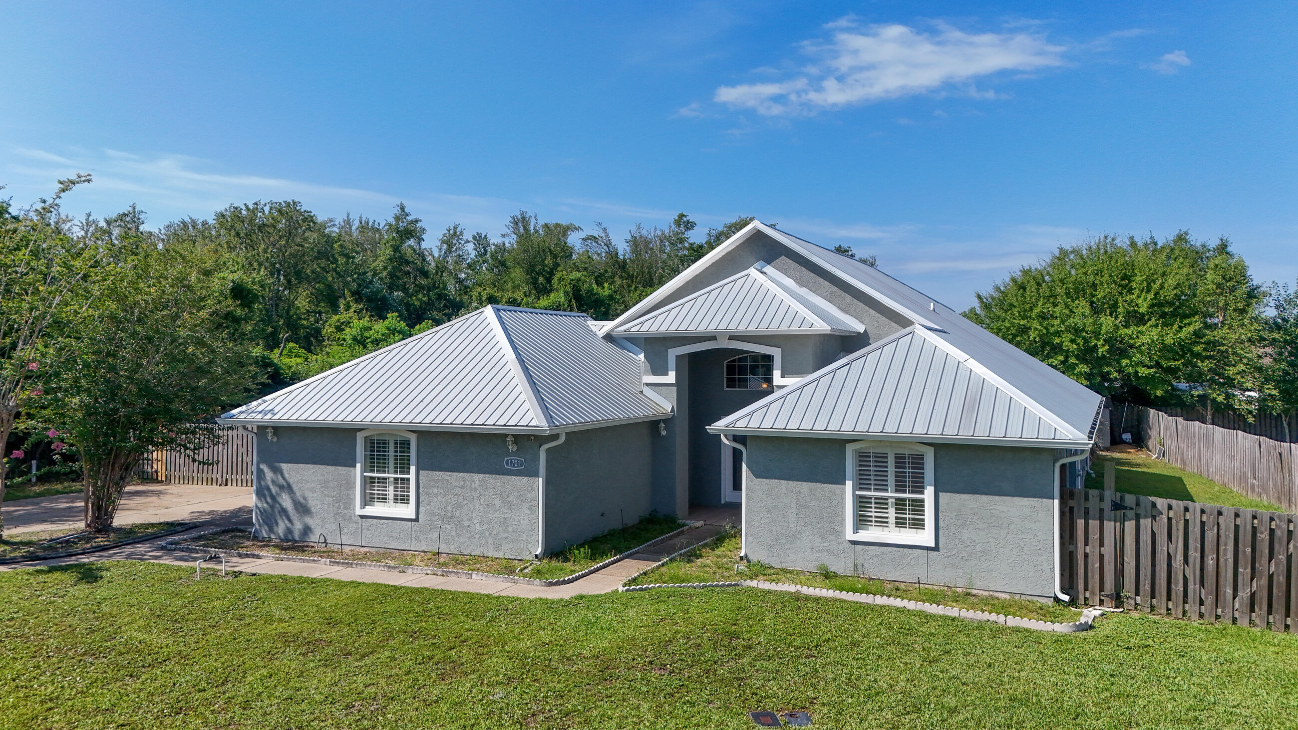 MOWAT HIGHLANDS PH 04 - Residential