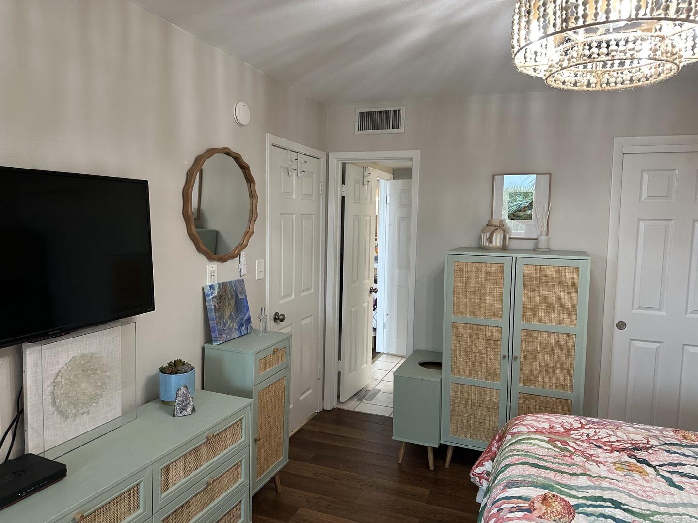 JETTY EAST CONDO - Residential