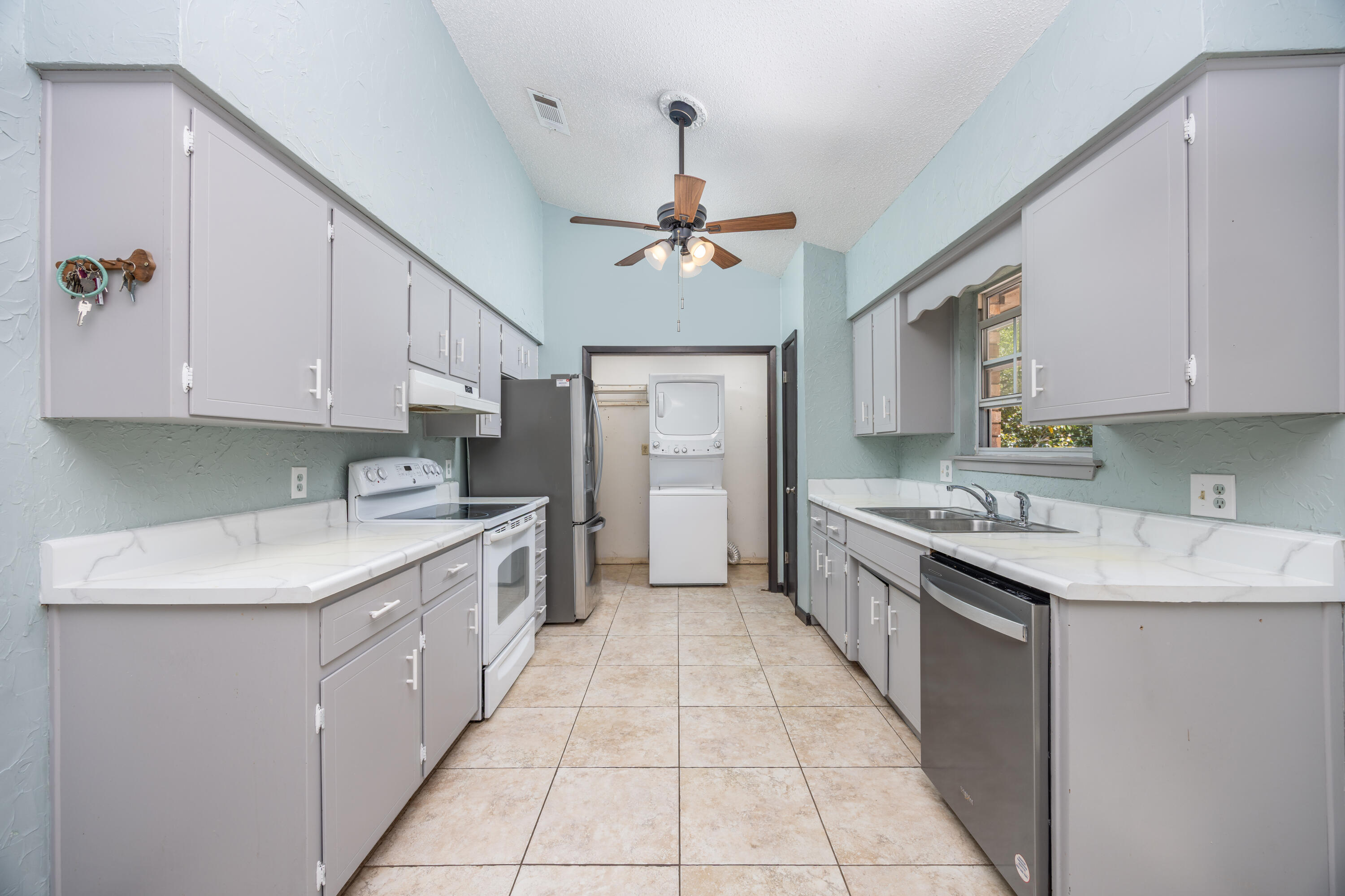 Charter Oaks - Residential