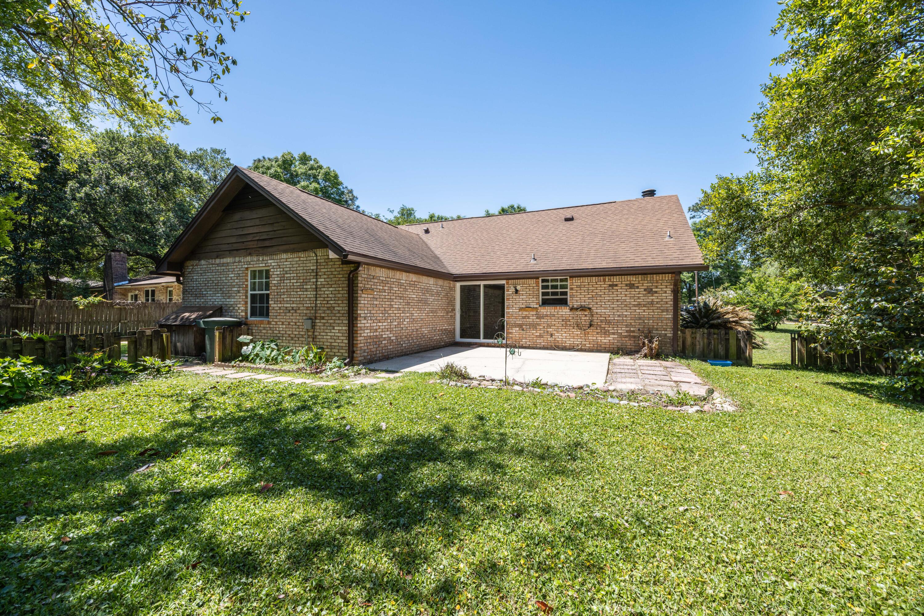 Charter Oaks - Residential