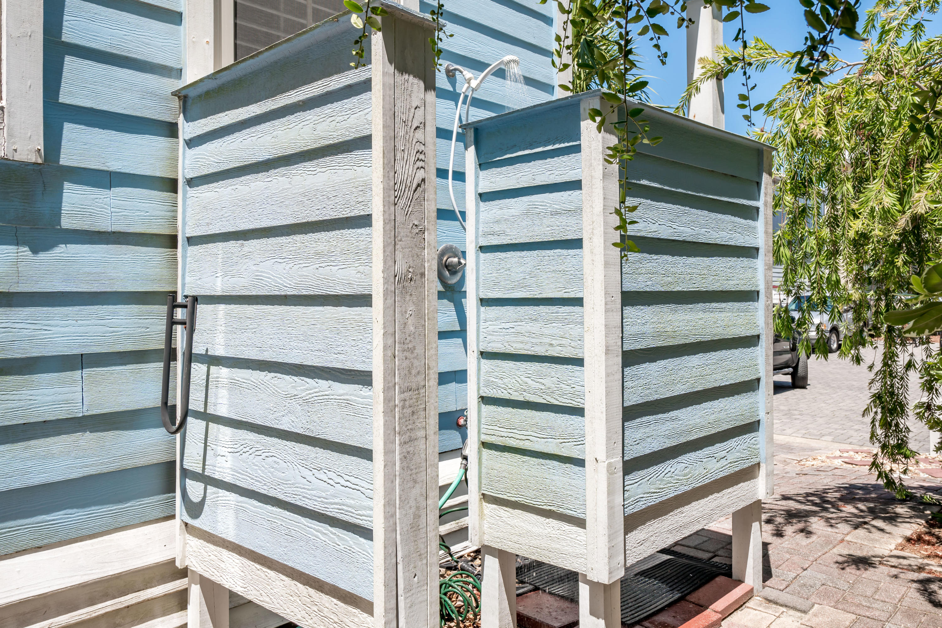 BEACH NEST S/D - Residential