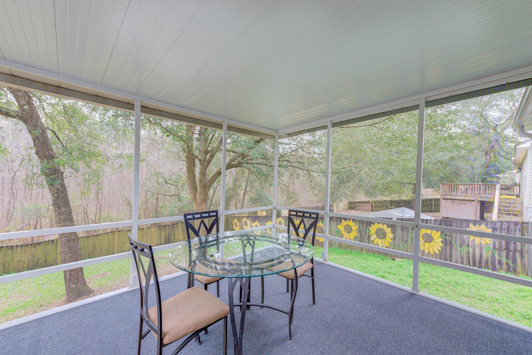 ADAMS POWELL S/D LOT 13 BLK E - Residential