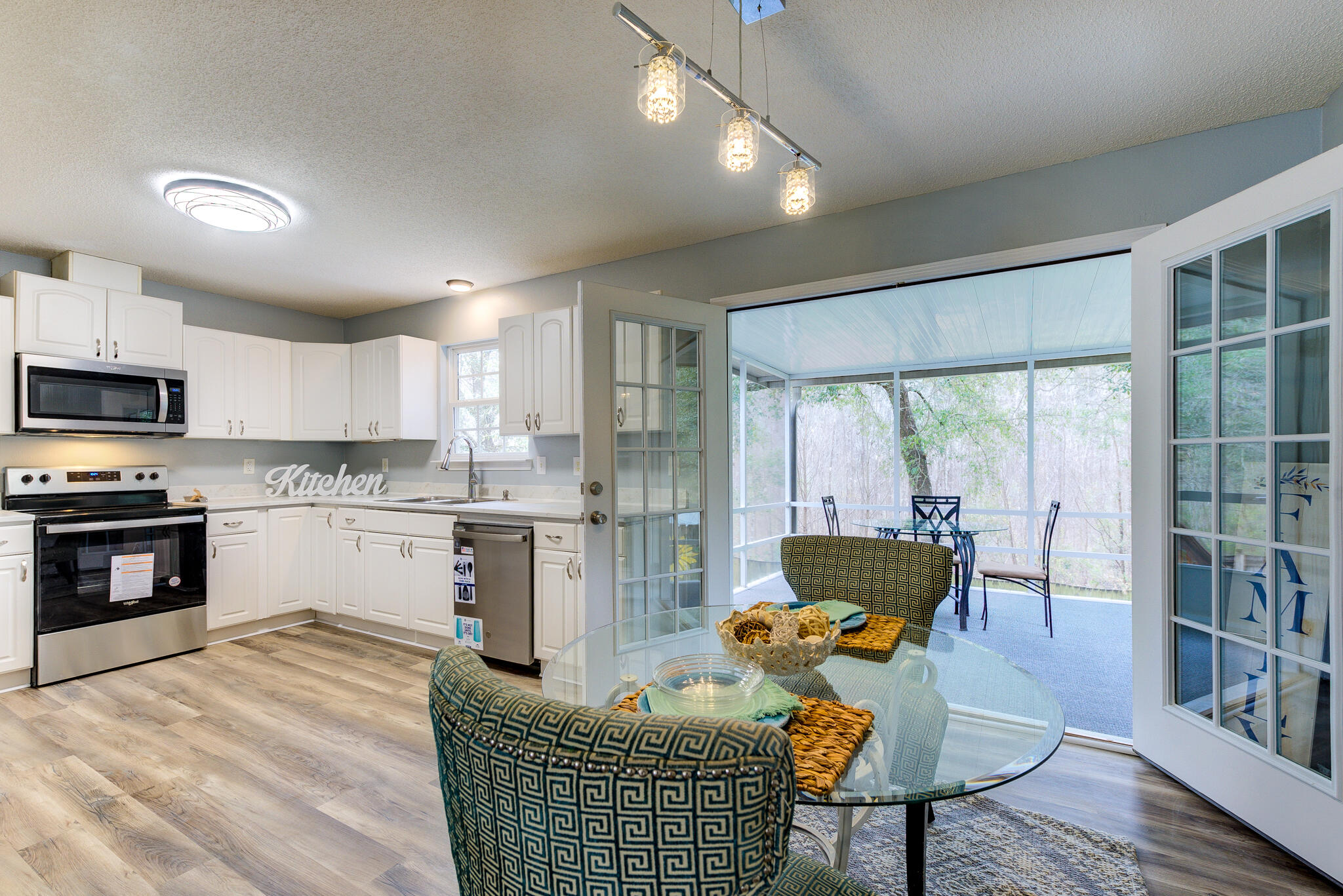 ADAMS POWELL S/D LOT 13 BLK E - Residential