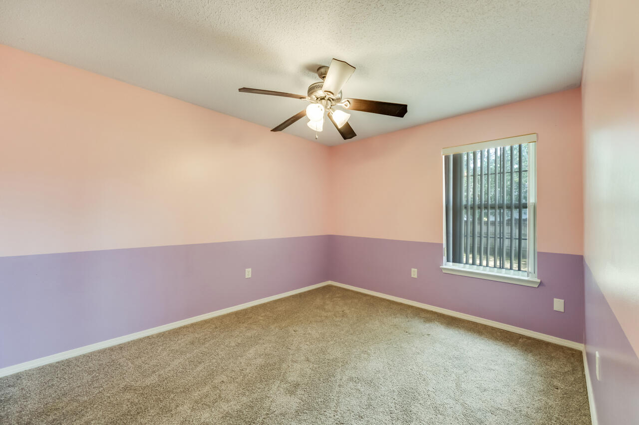 PINNACLE POINT - Residential Lease