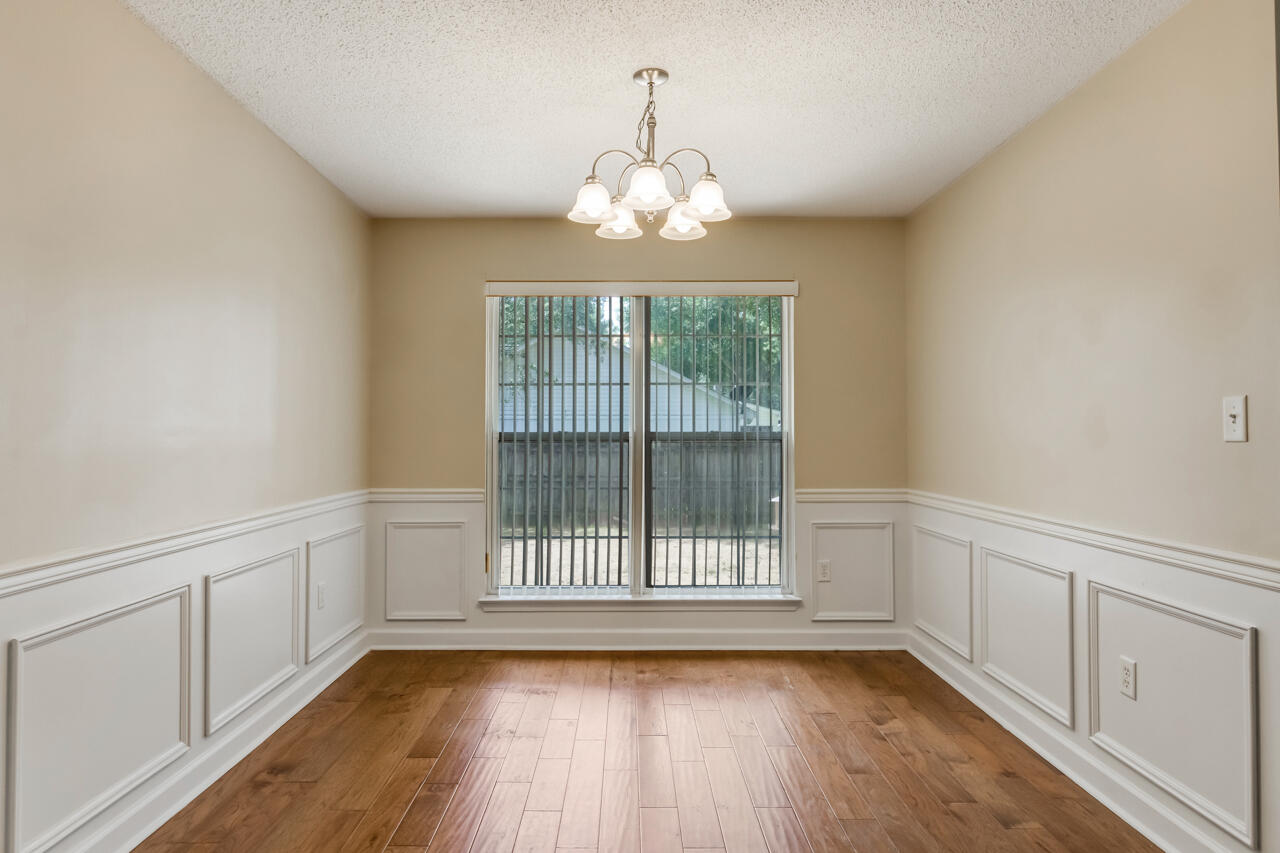 PINNACLE POINT - Residential Lease