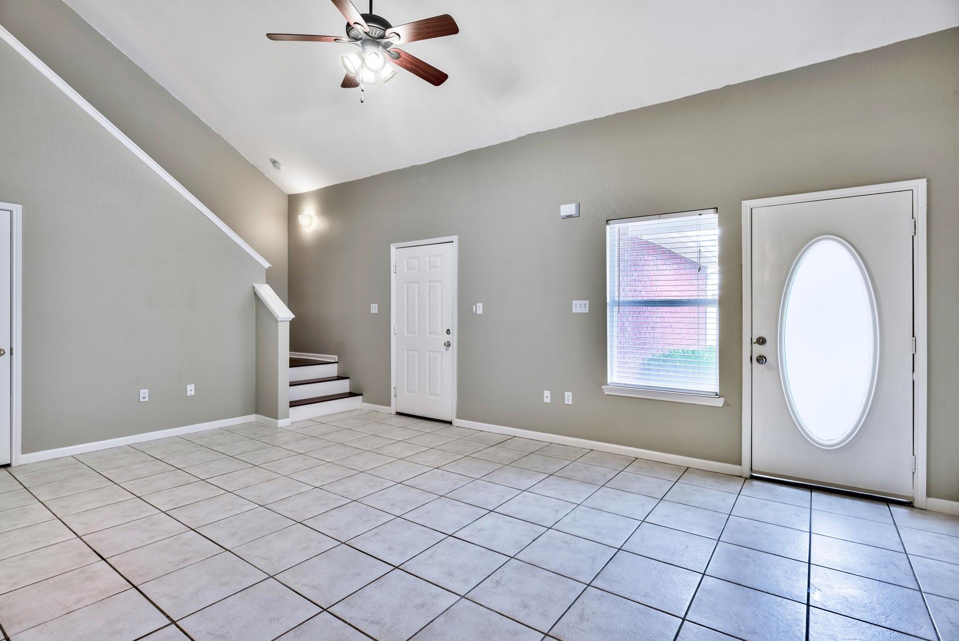 QUAIL LAKE - Residential