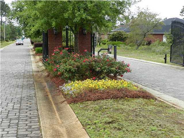 HERITAGE PARK - Land