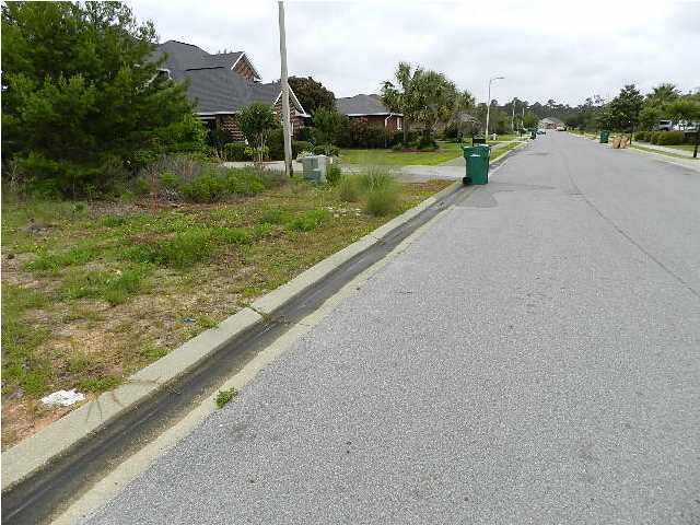 HERITAGE PARK - Land