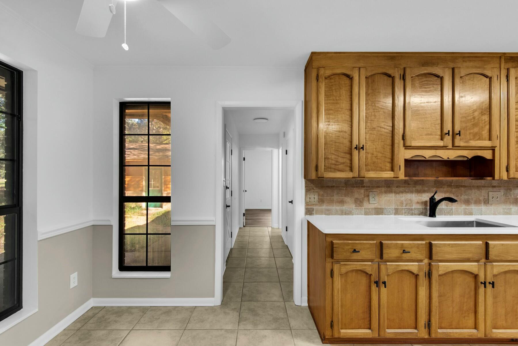 ROCKY BAYOU COUNTRY CLUB ESTATES 1 - Residential