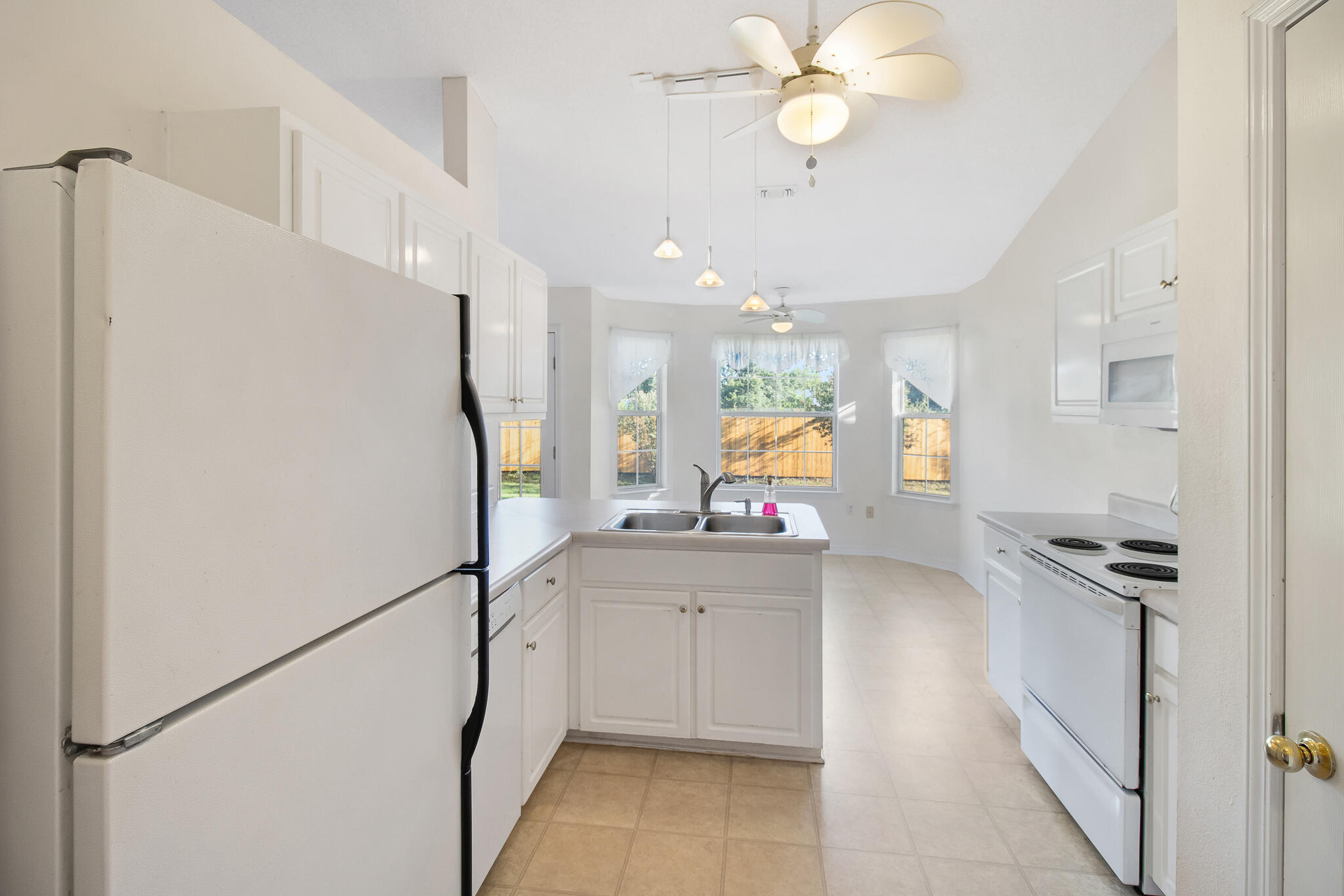 BRIGHTON OAKS - Residential