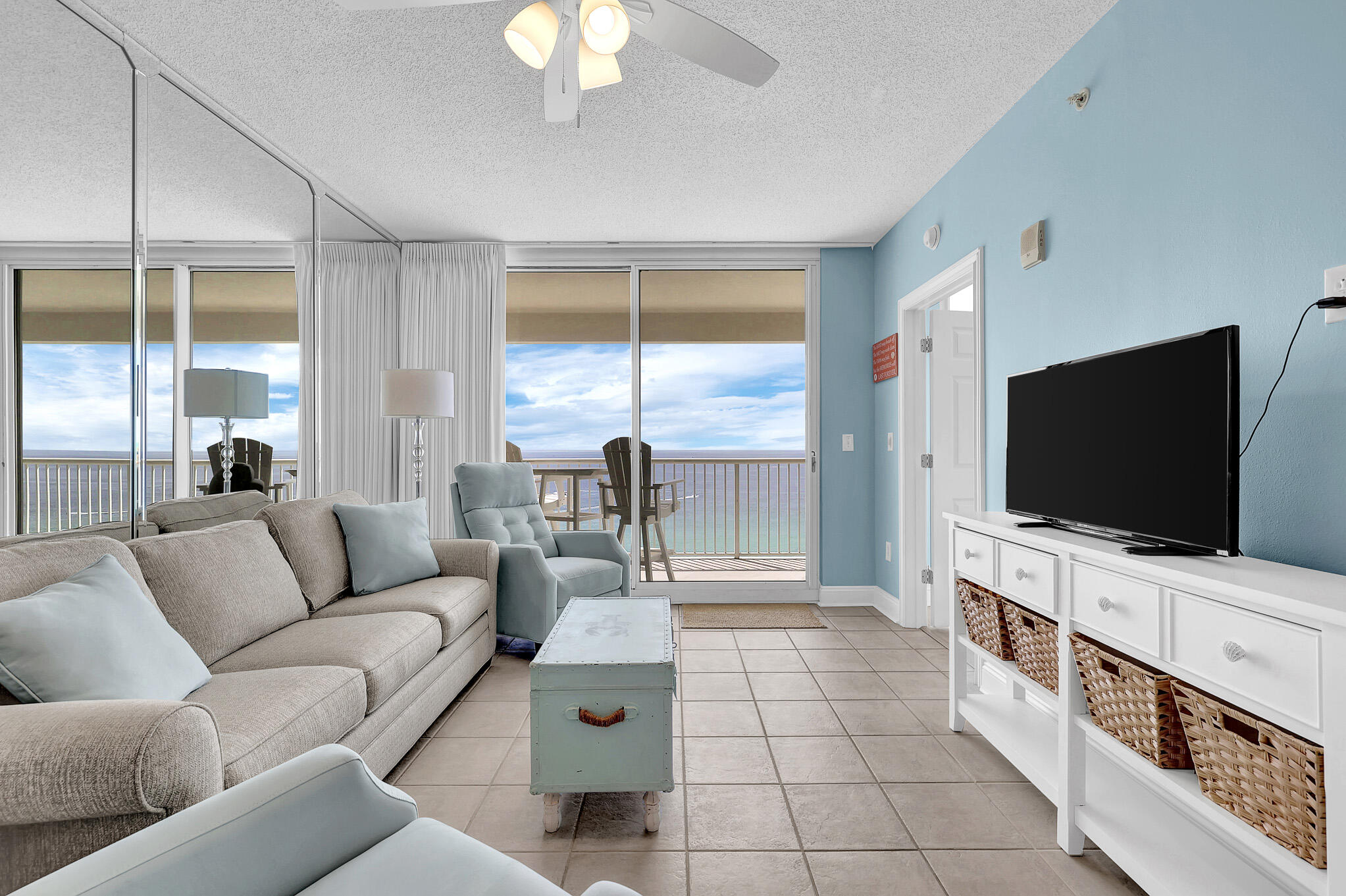 MAJESTIC BEACH TOWERS II - Residential