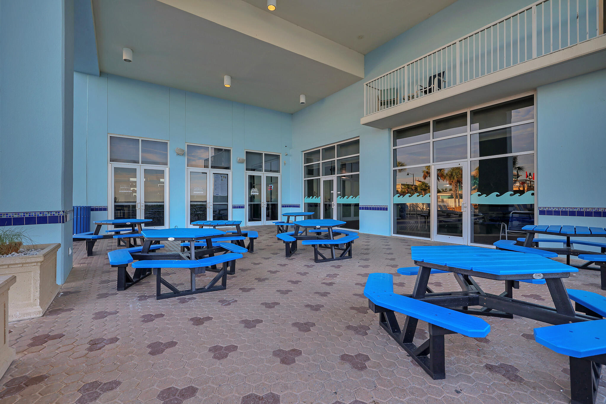 MAJESTIC BEACH TOWERS II - Residential