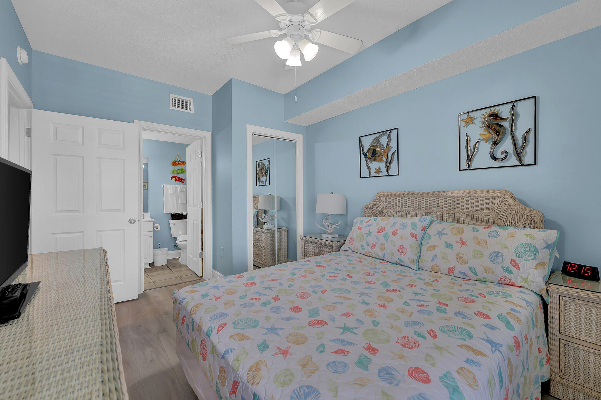 MAJESTIC BEACH TOWERS II - Residential