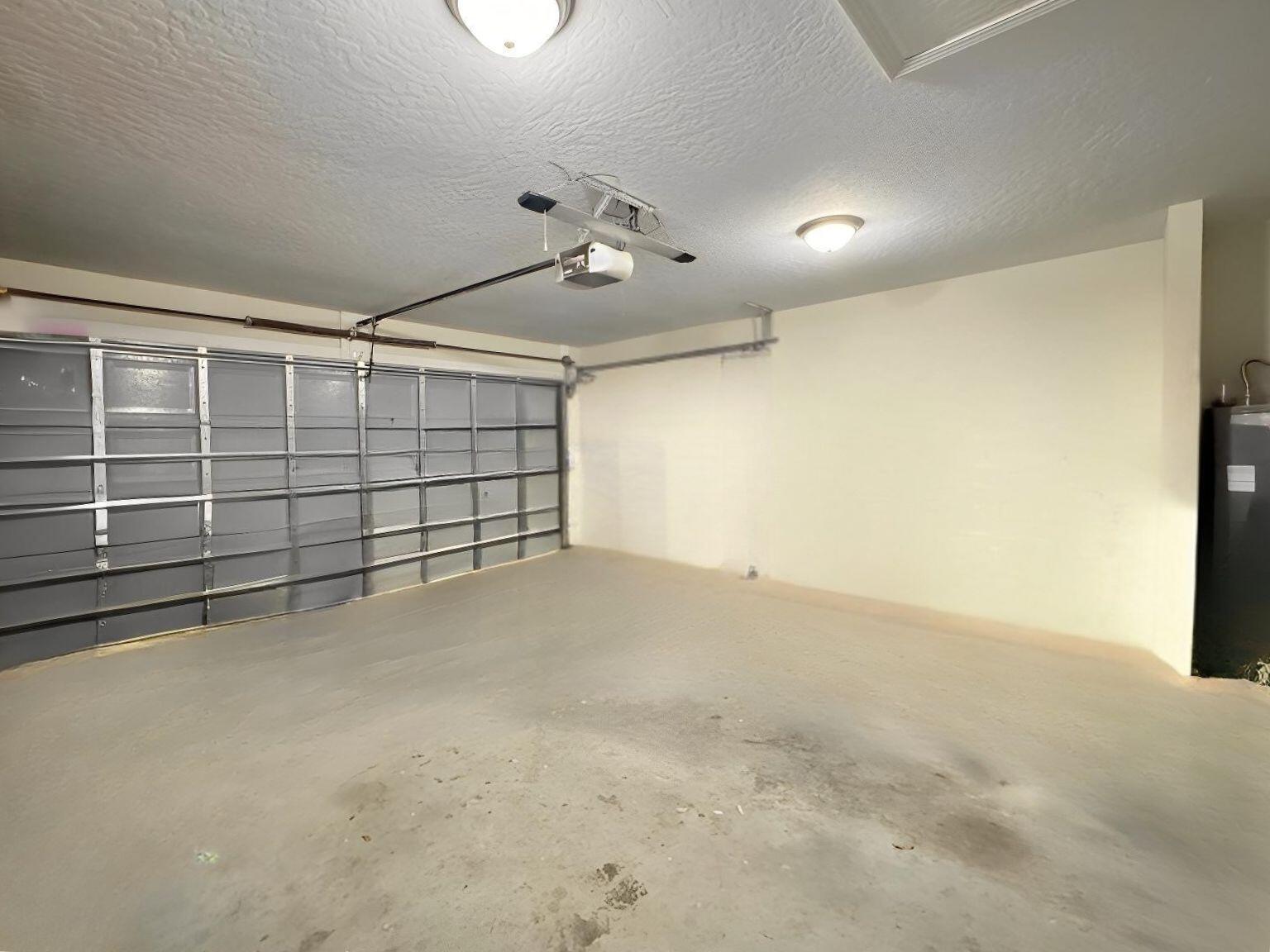 HOLLEY SHORES 1ST ADDN - Residential