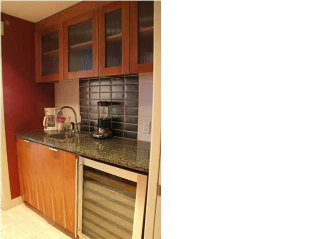 BAHIA CONDO - Residential