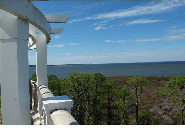 BAHIA CONDO - Residential